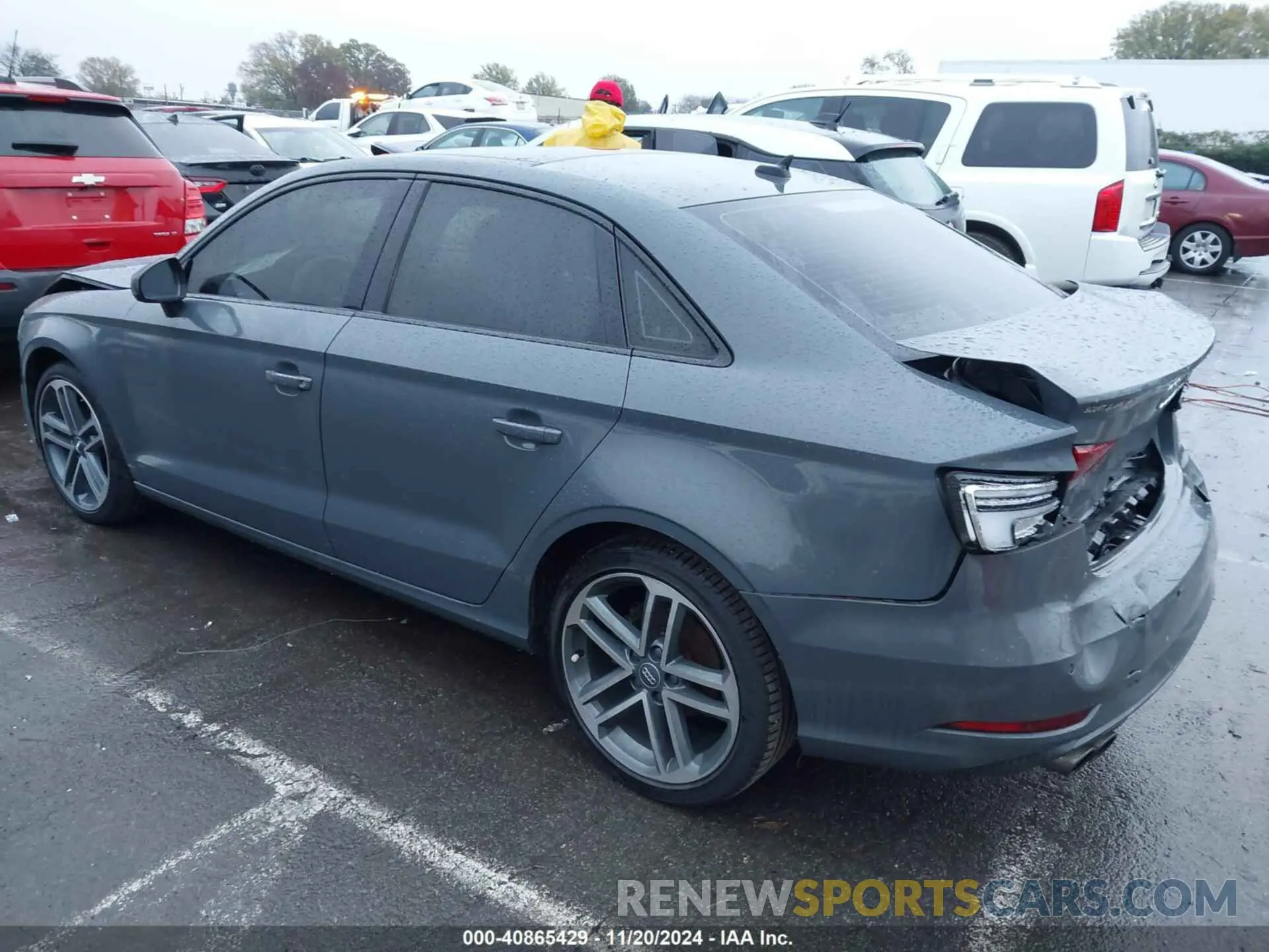 3 fotografías del automóvil dañado WAUAUGFF7LA101951 AUDI A3 2020