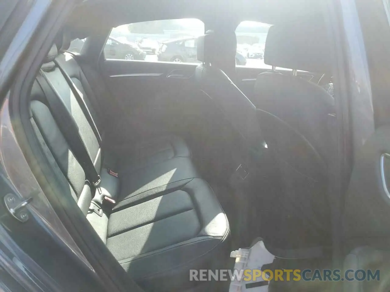 10 fotografías del automóvil dañado WAUAUGFF9LA104530 AUDI A3 2020
