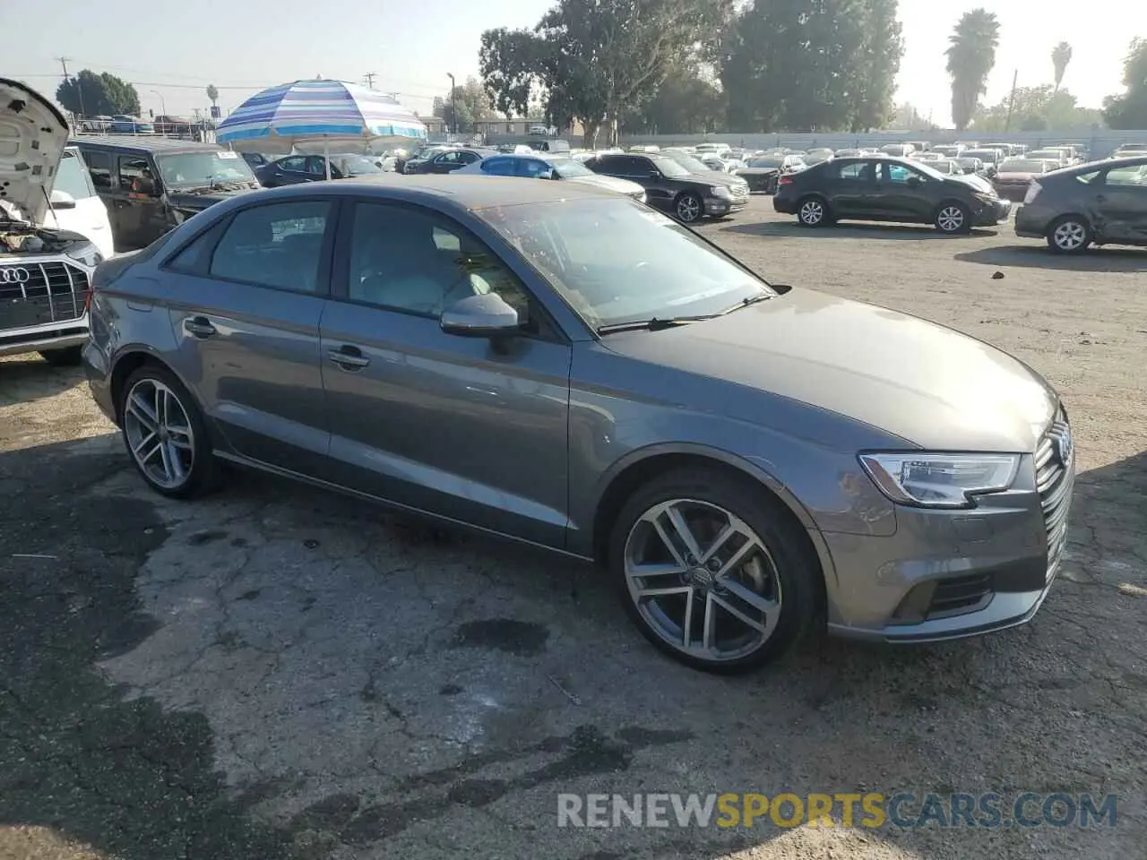 4 fotografías del automóvil dañado WAUAUGFF9LA104530 AUDI A3 2020