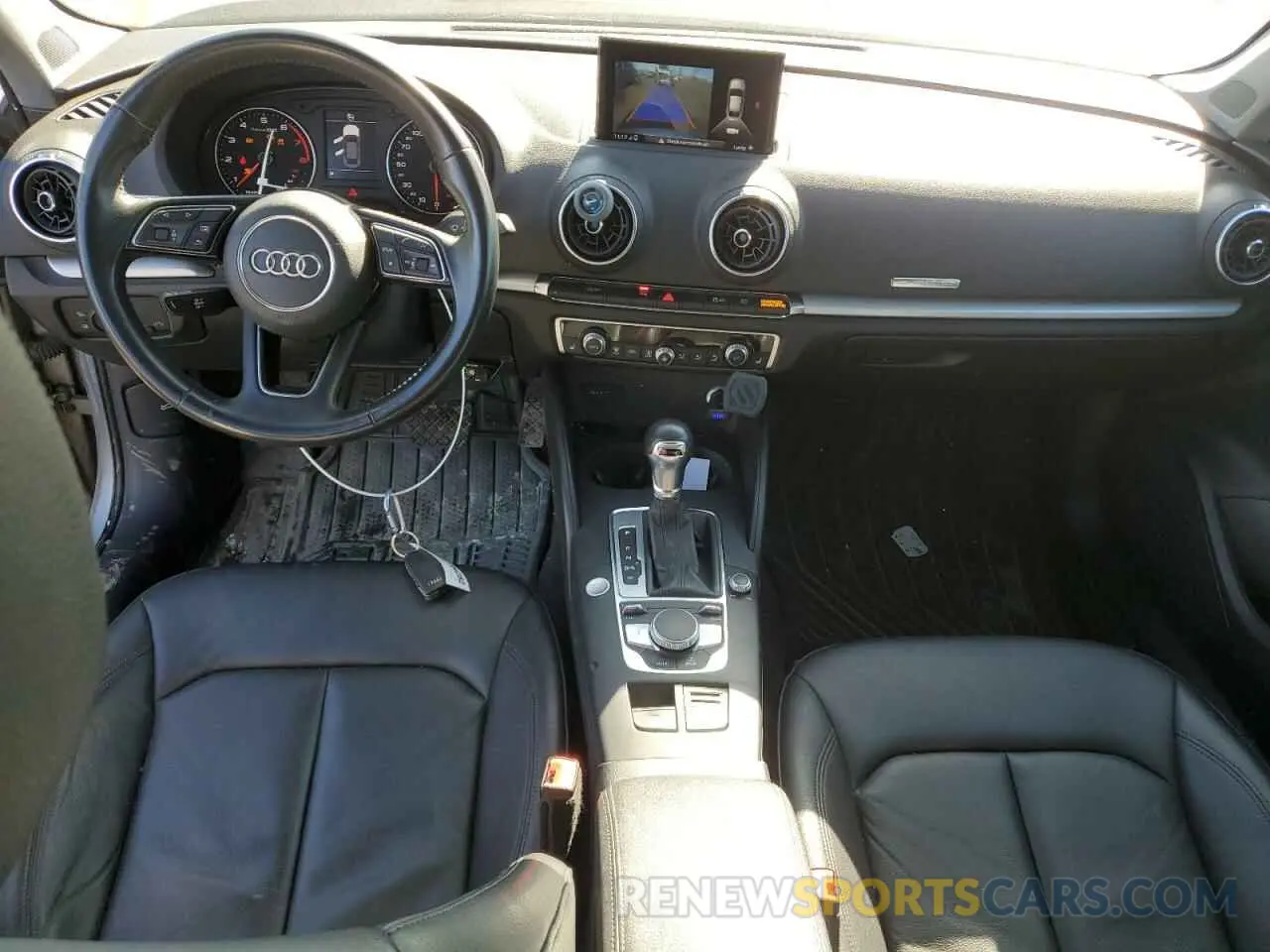 8 fotografías del automóvil dañado WAUBEGFF1LA064025 AUDI A3 2020