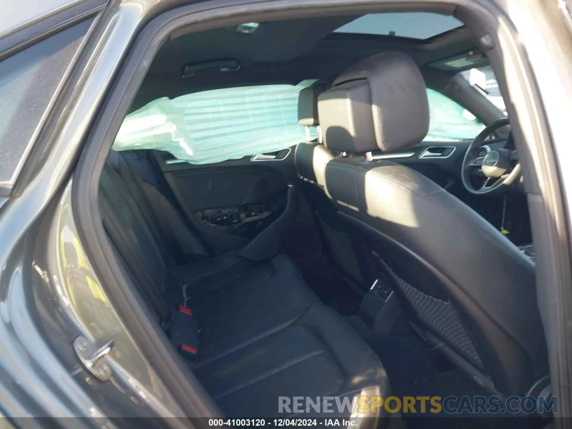 8 fotografías del automóvil dañado WAUBEGFF3LA042964 AUDI A3 2020