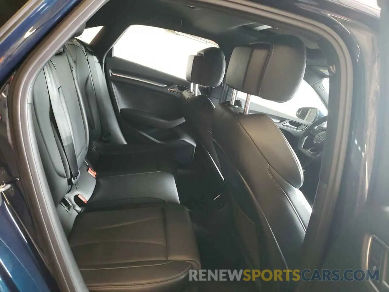 6 fotografías del automóvil dañado WAUBEGFF5LA098095 AUDI A3 2020