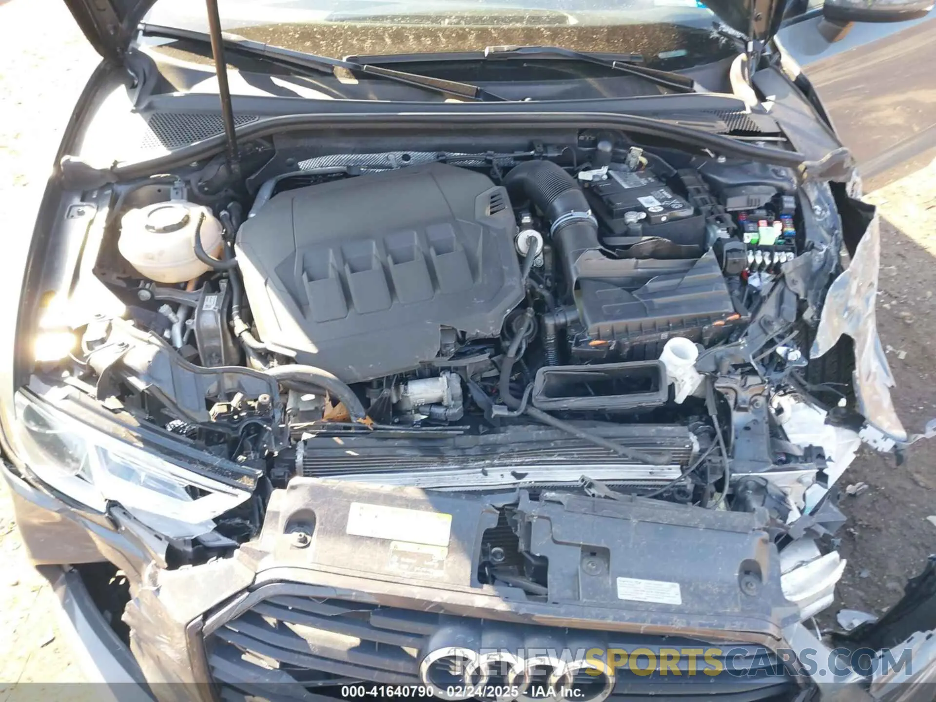 10 fotografías del automóvil dañado WAUBEGFF5LA098209 AUDI A3 2020