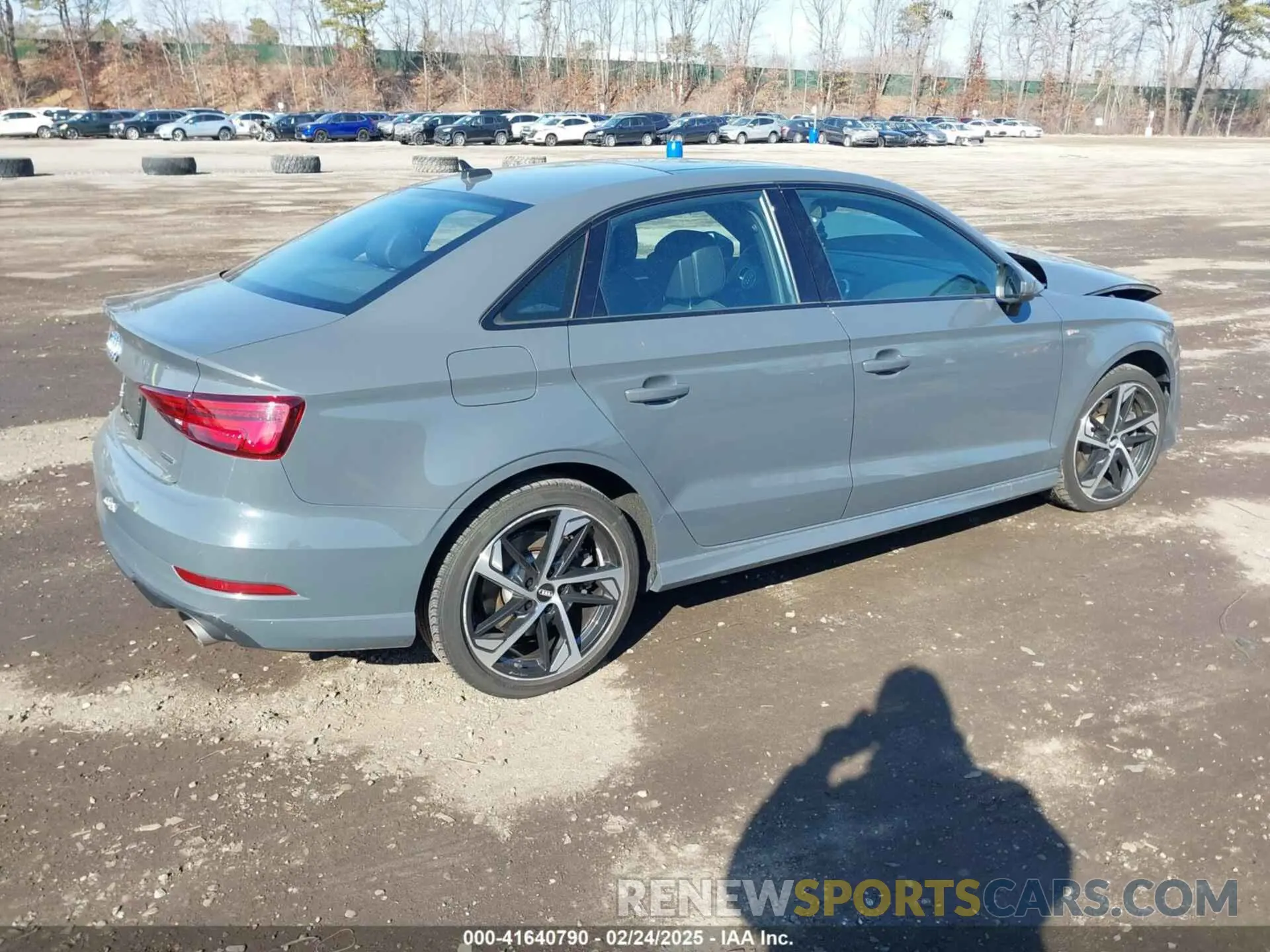 4 fotografías del automóvil dañado WAUBEGFF5LA098209 AUDI A3 2020