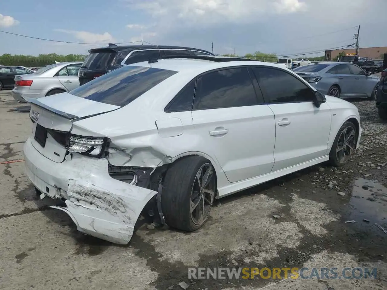 3 fotografías del automóvil dañado WAUBEGFF7LA094209 AUDI A3 2020