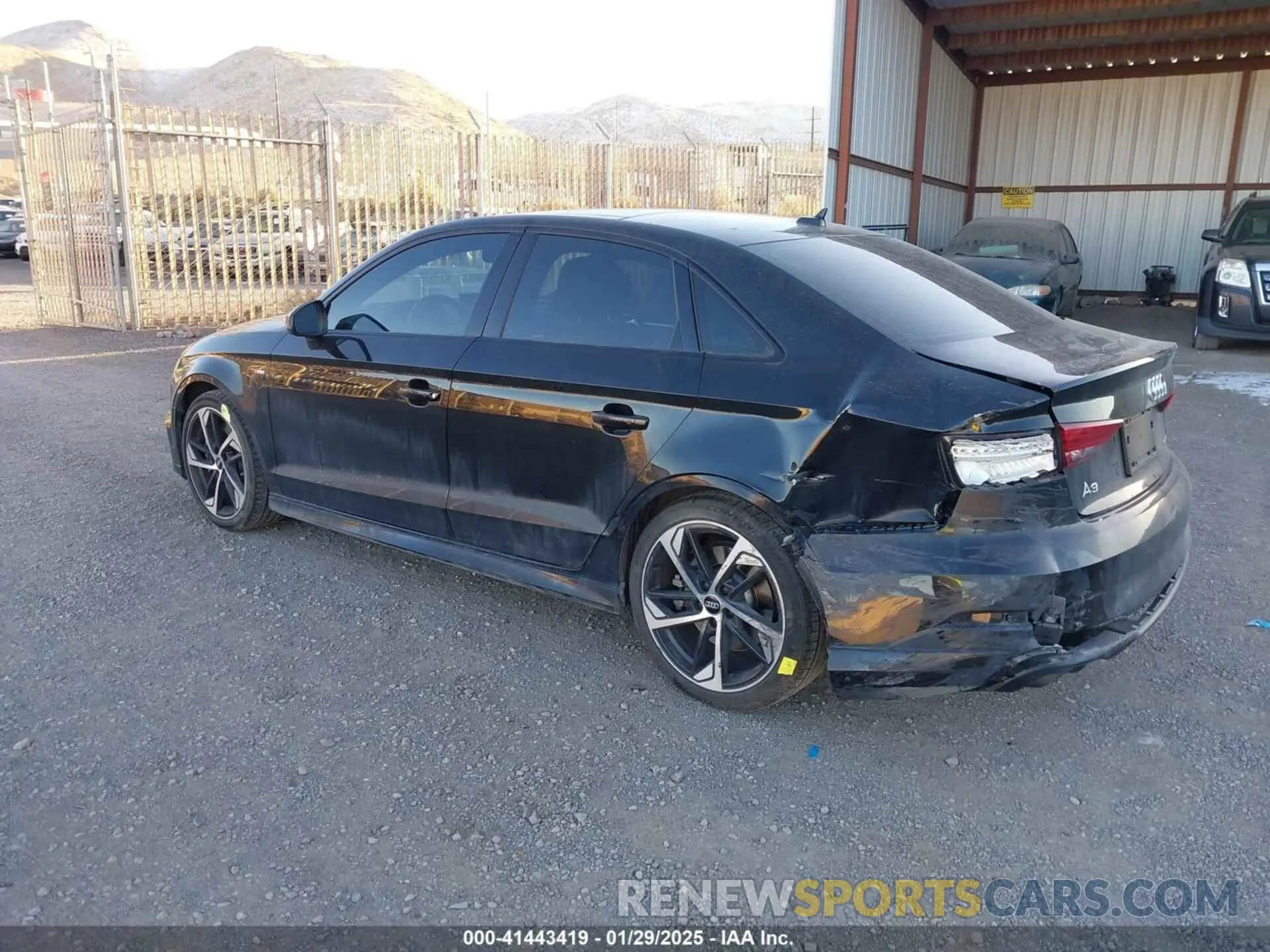 3 fotografías del automóvil dañado WAUBEGFF9LA101774 AUDI A3 2020