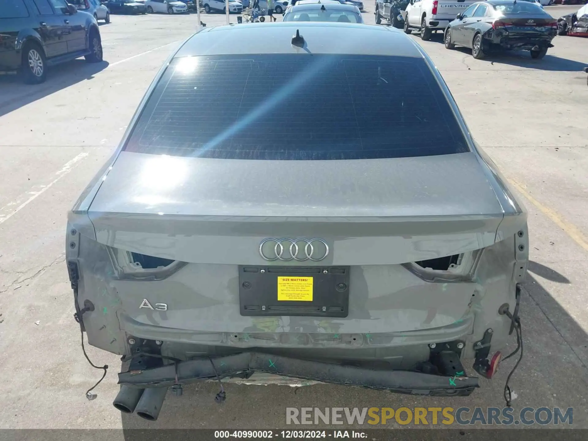 17 fotografías del automóvil dañado WAUCUGFF0LA052746 AUDI A3 2020