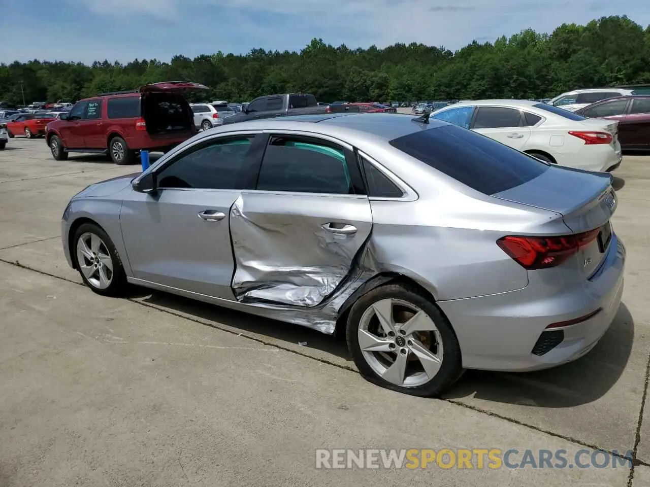 2 fotografías del automóvil dañado WAUAUDGY2NA075616 AUDI A3 2022