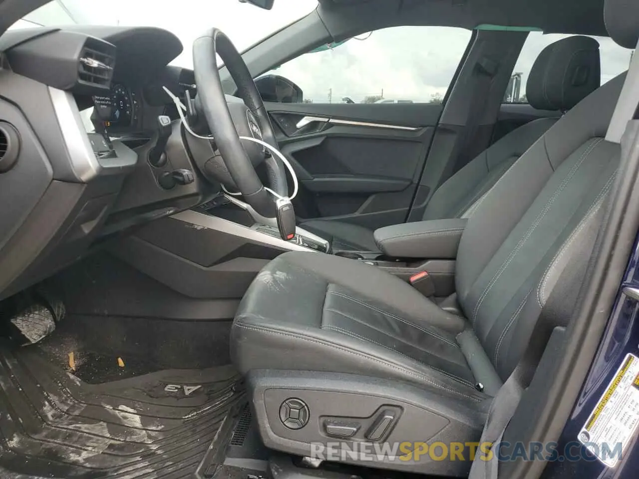 7 fotografías del automóvil dañado WAUAUDGY7NA075594 AUDI A3 2022