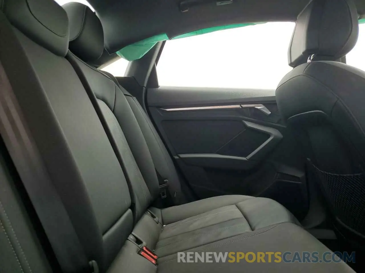 10 fotografías del automóvil dañado WAUAUDGY9NA076522 AUDI A3 2022