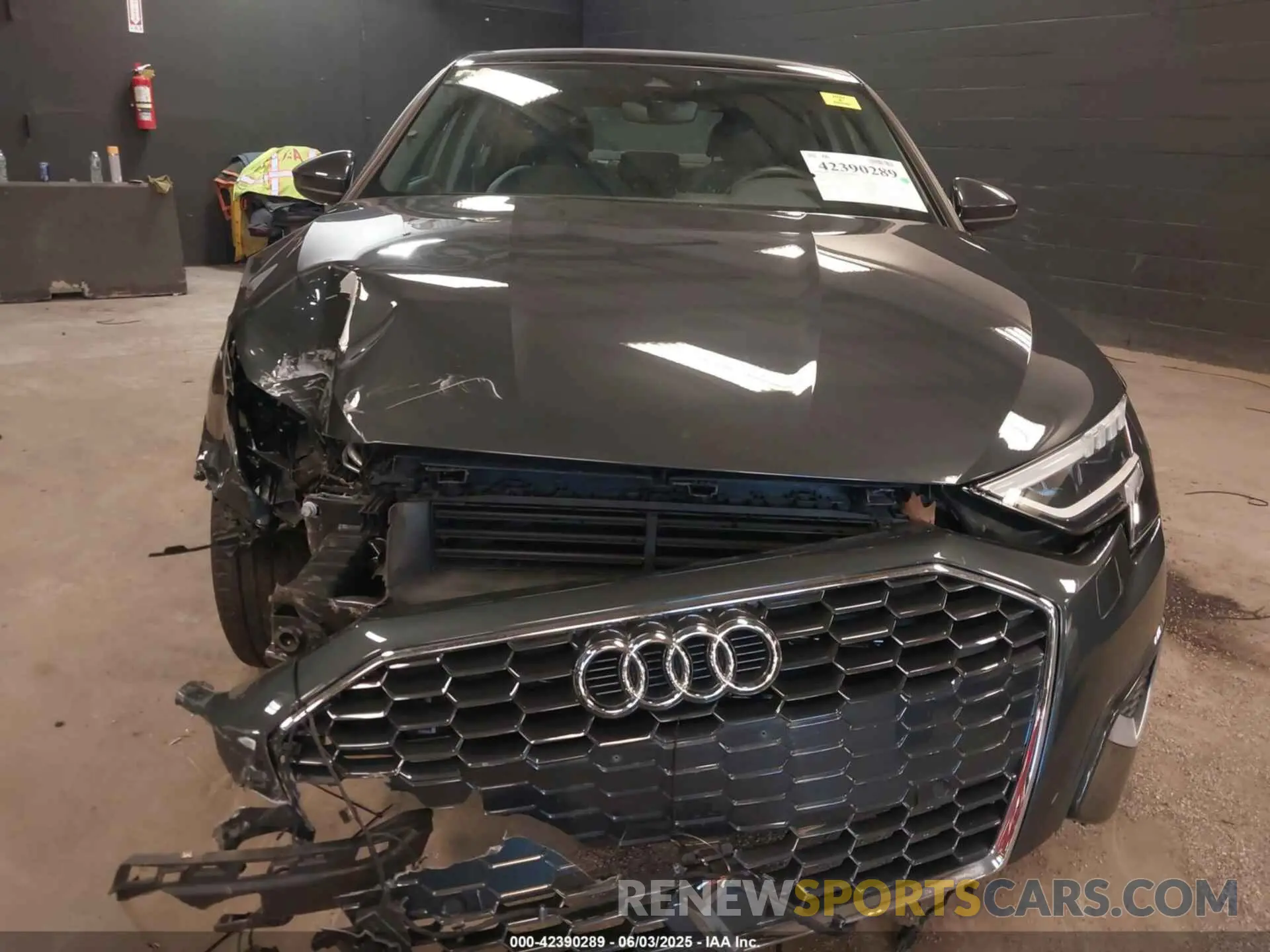 6 fotografías del automóvil dañado WAUBUDGY4NA056411 AUDI A3 2022