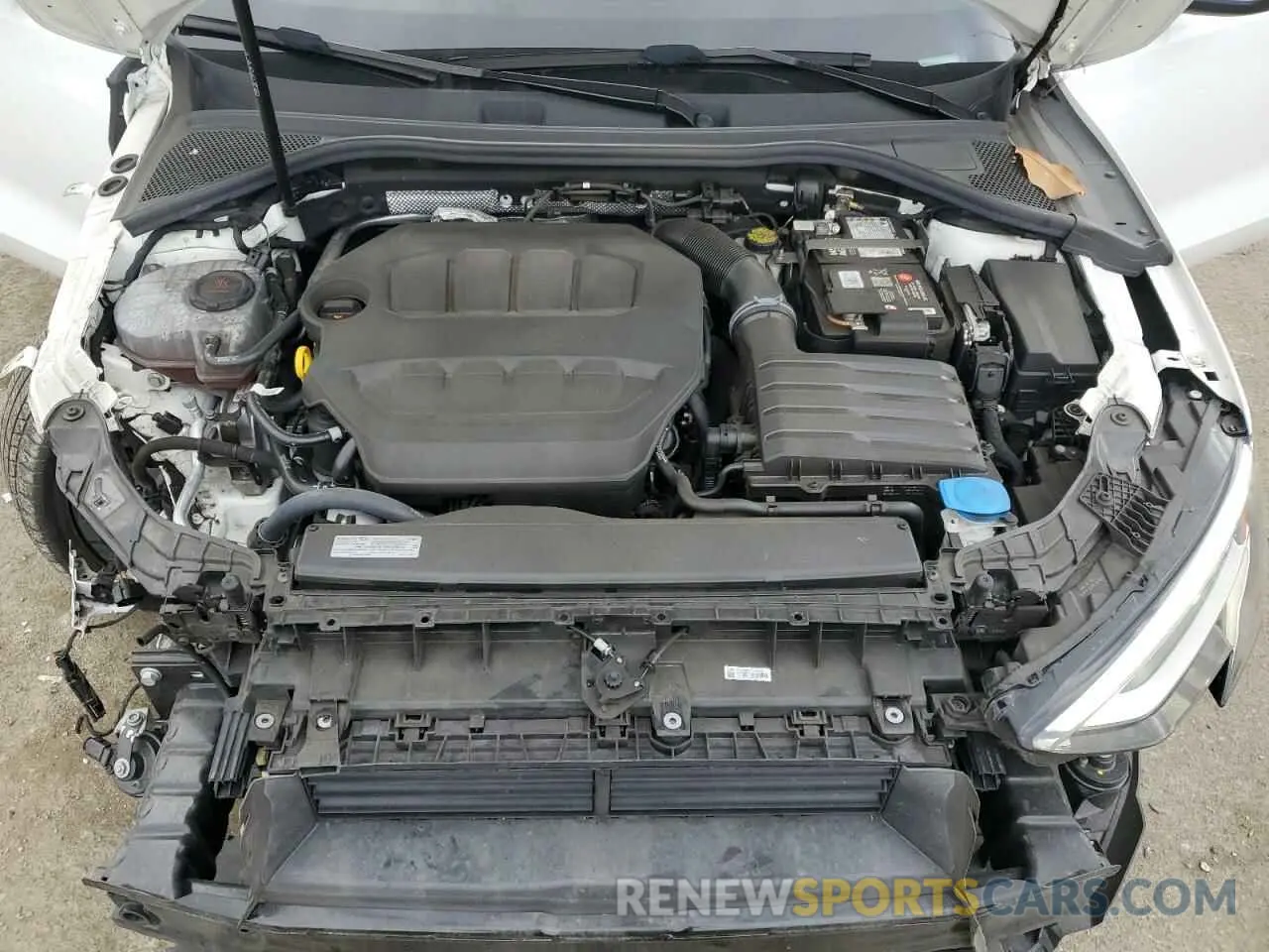 11 fotografías del automóvil dañado WAUBUDGY5NA013213 AUDI A3 2022