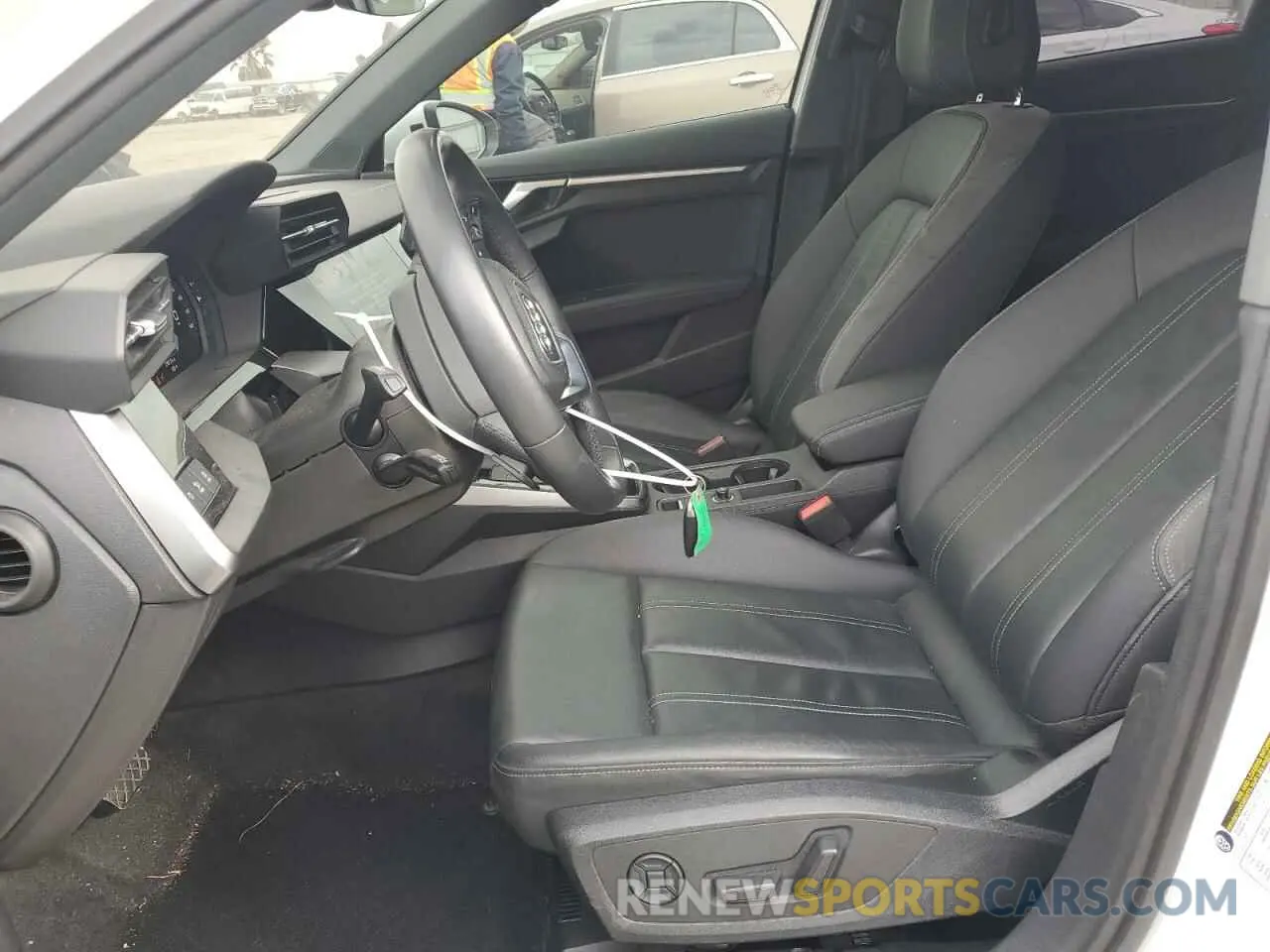 7 fotografías del automóvil dañado WAUBUDGY5NA013213 AUDI A3 2022