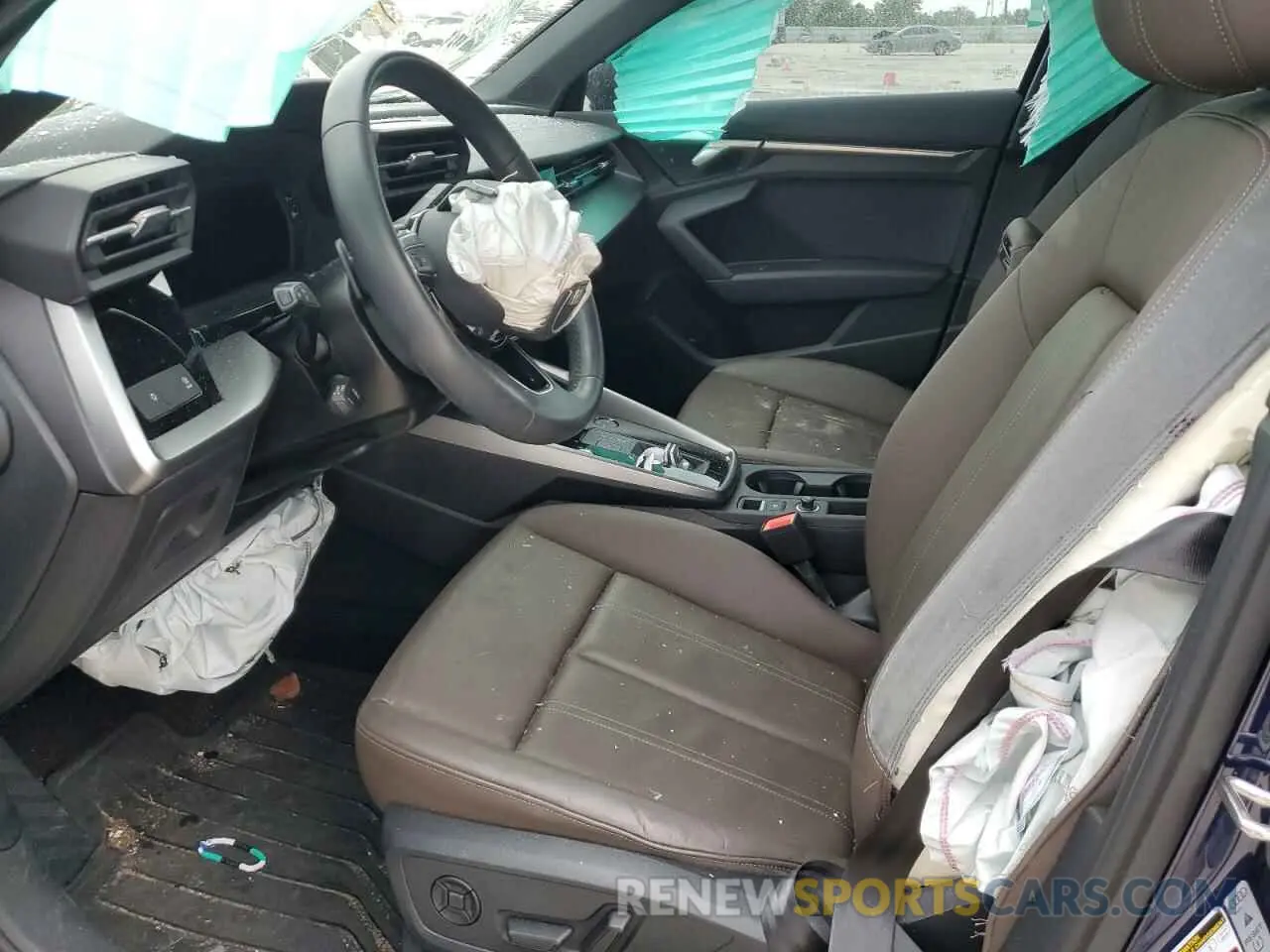 7 fotografías del automóvil dañado WAUGUDGY0NA100281 AUDI A3 2022