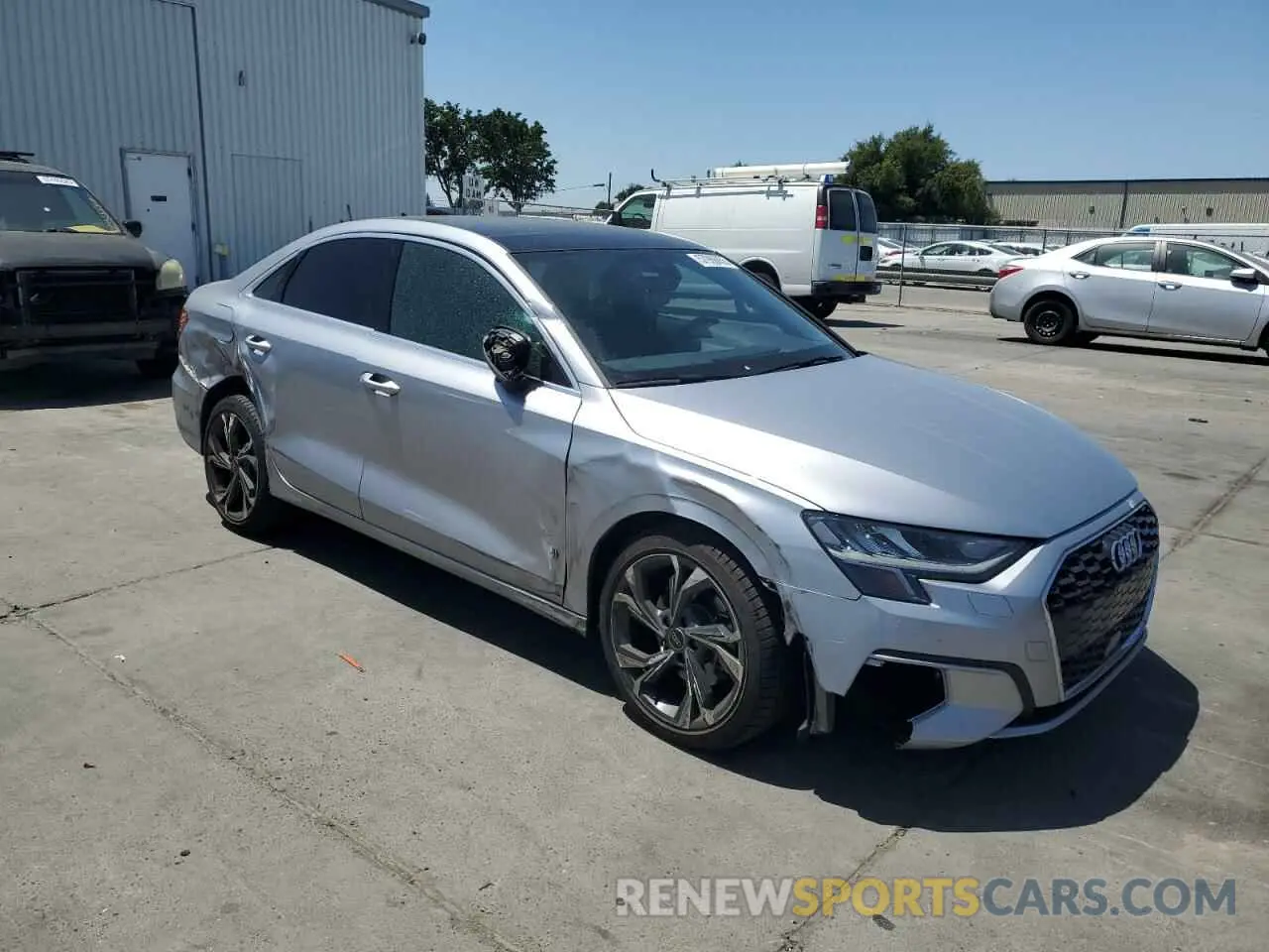 4 fotografías del automóvil dañado WAUGUDGY1NA066299 AUDI A3 2022