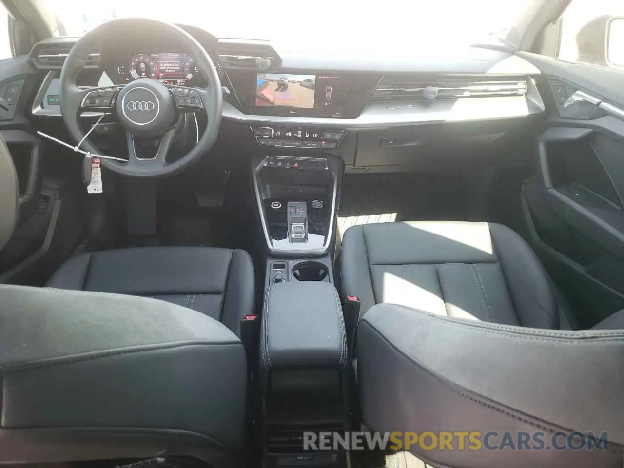 8 fotografías del automóvil dañado WAUGUDGY2NA088652 AUDI A3 2022