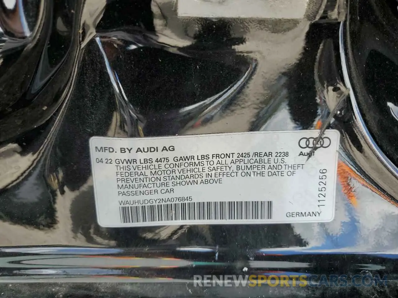 10 fotografías del automóvil dañado WAUHUDGY2NA076845 AUDI A3 2022