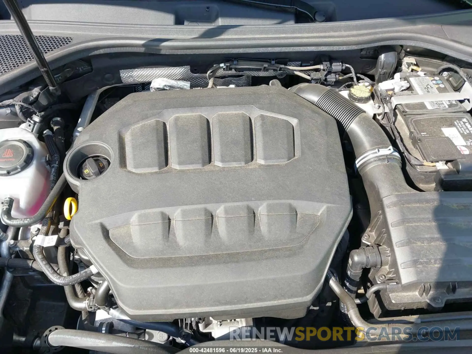 10 fotografías del automóvil dañado WAUHUDGY5NA092523 AUDI A3 2022