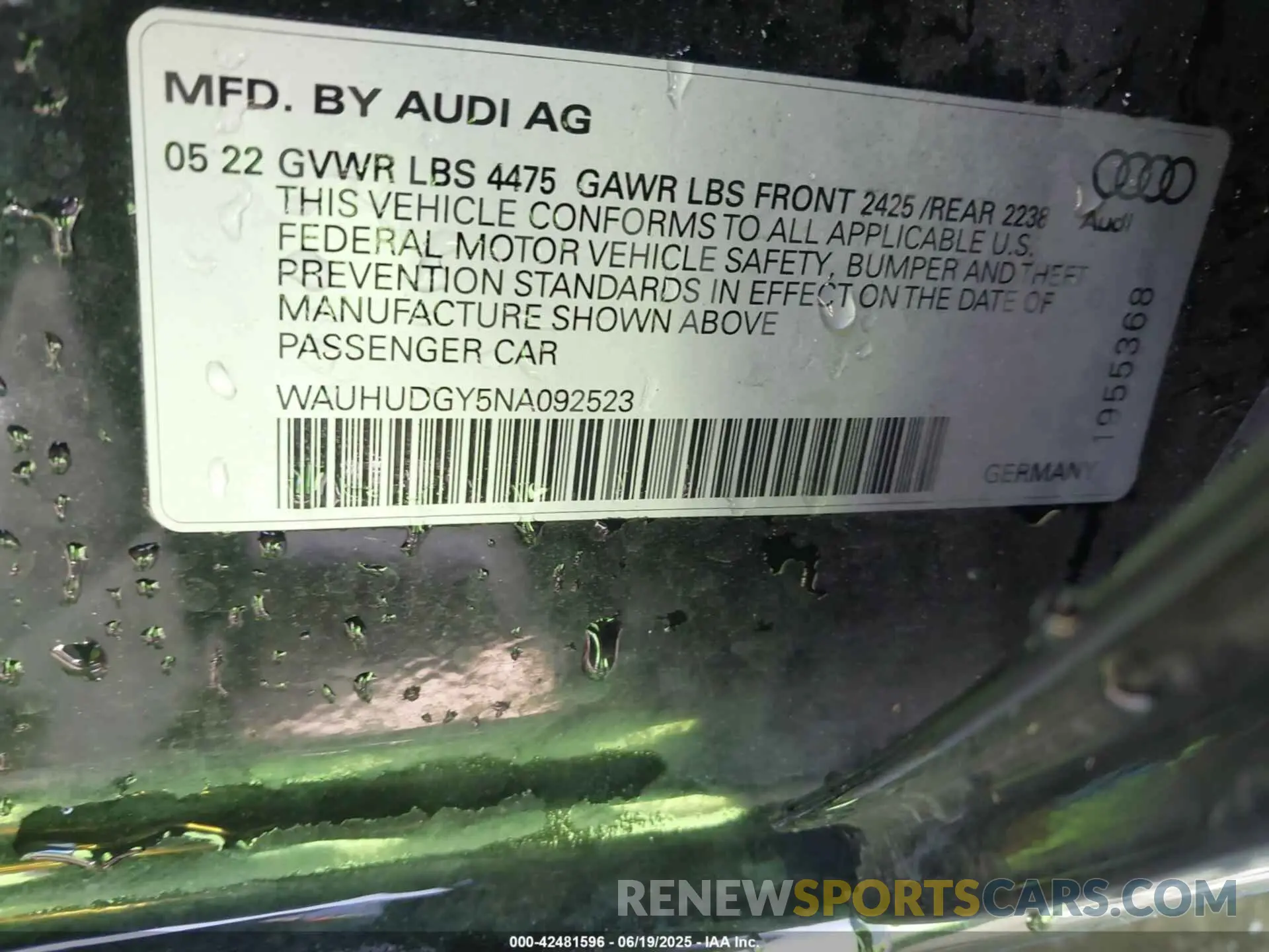 9 fotografías del automóvil dañado WAUHUDGY5NA092523 AUDI A3 2022