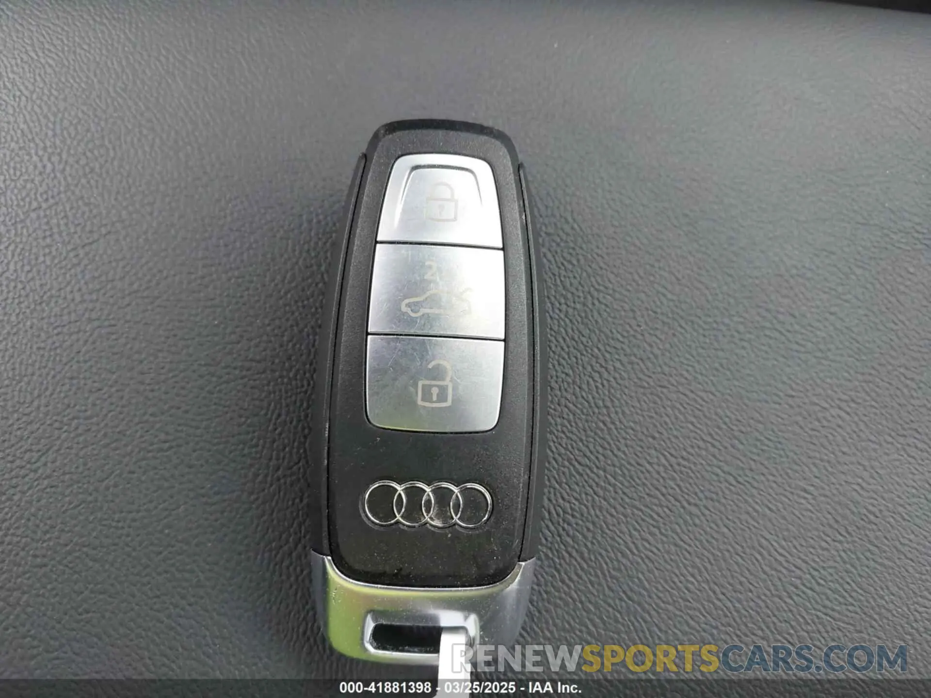 11 fotografías del automóvil dañado WAUAUDGY0PA143172 AUDI A3 2023