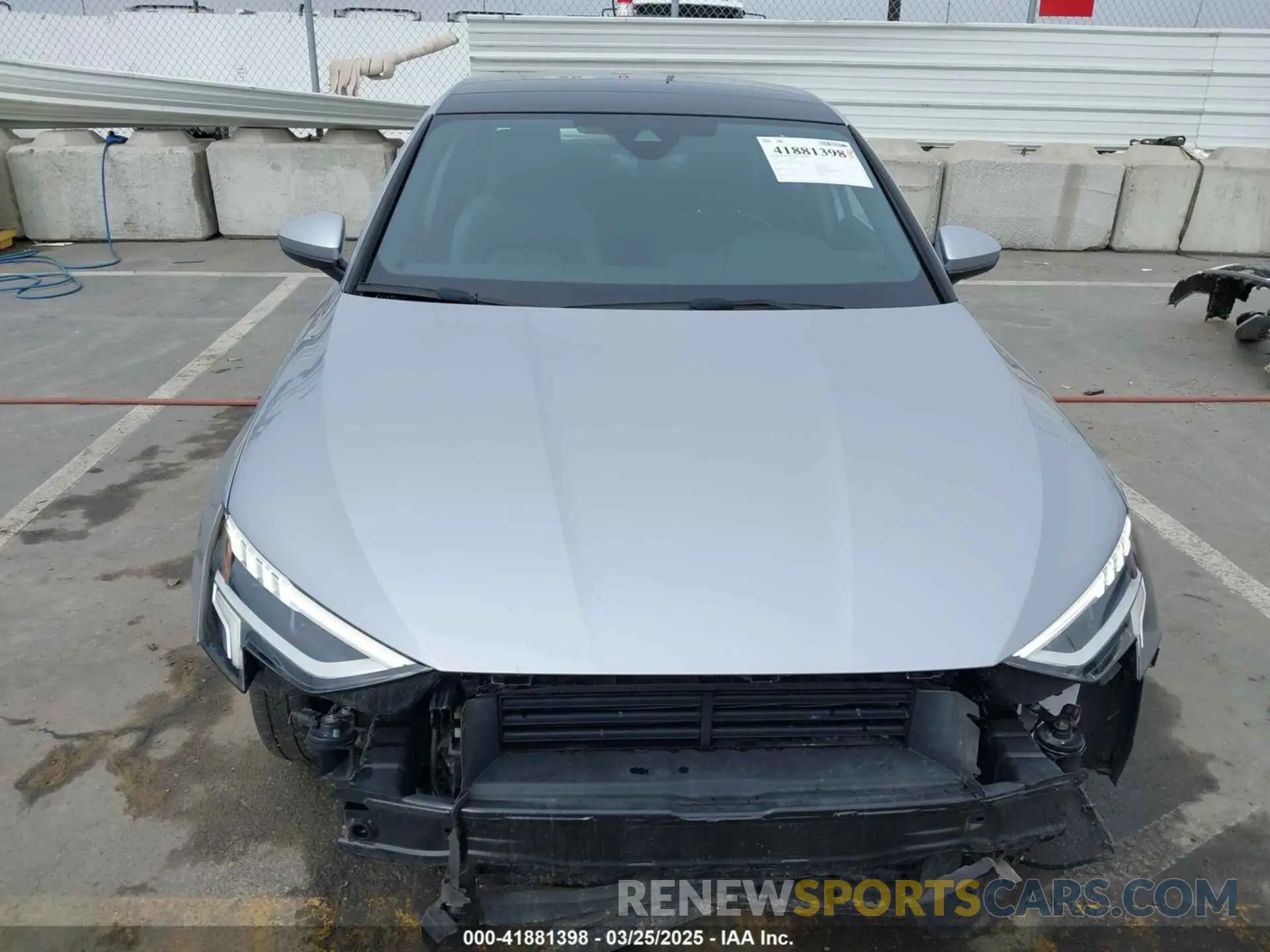 13 fotografías del automóvil dañado WAUAUDGY0PA143172 AUDI A3 2023