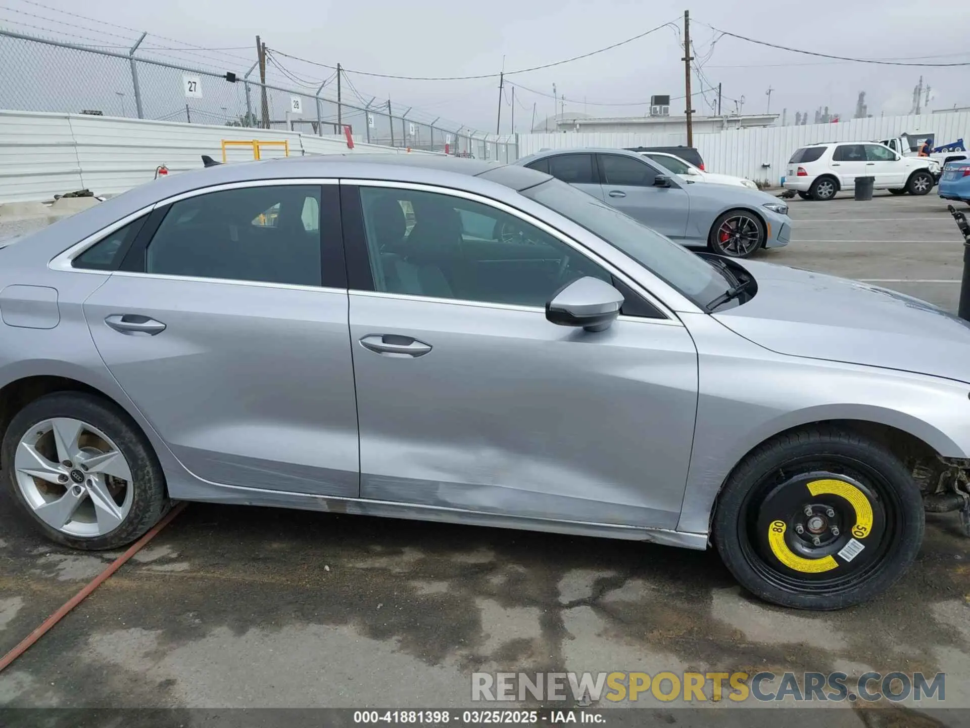 14 fotografías del automóvil dañado WAUAUDGY0PA143172 AUDI A3 2023