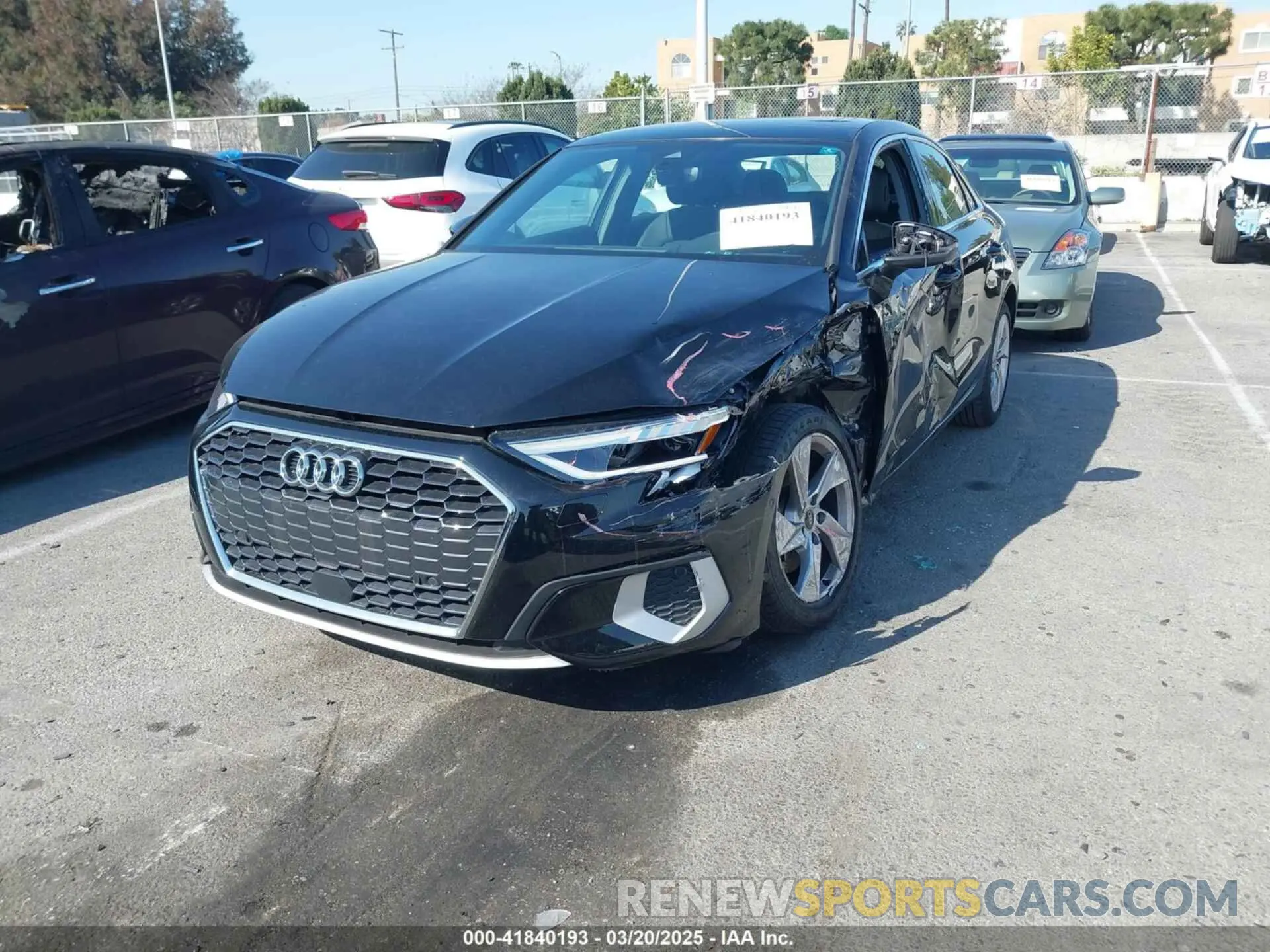 2 fotografías del automóvil dañado WAUAUDGY1PA037278 AUDI A3 2023