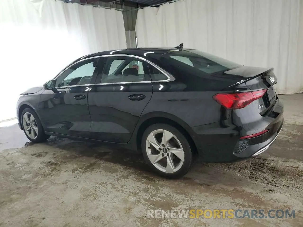 2 fotografías del automóvil dañado WAUAUDGY1PA108091 AUDI A3 2023