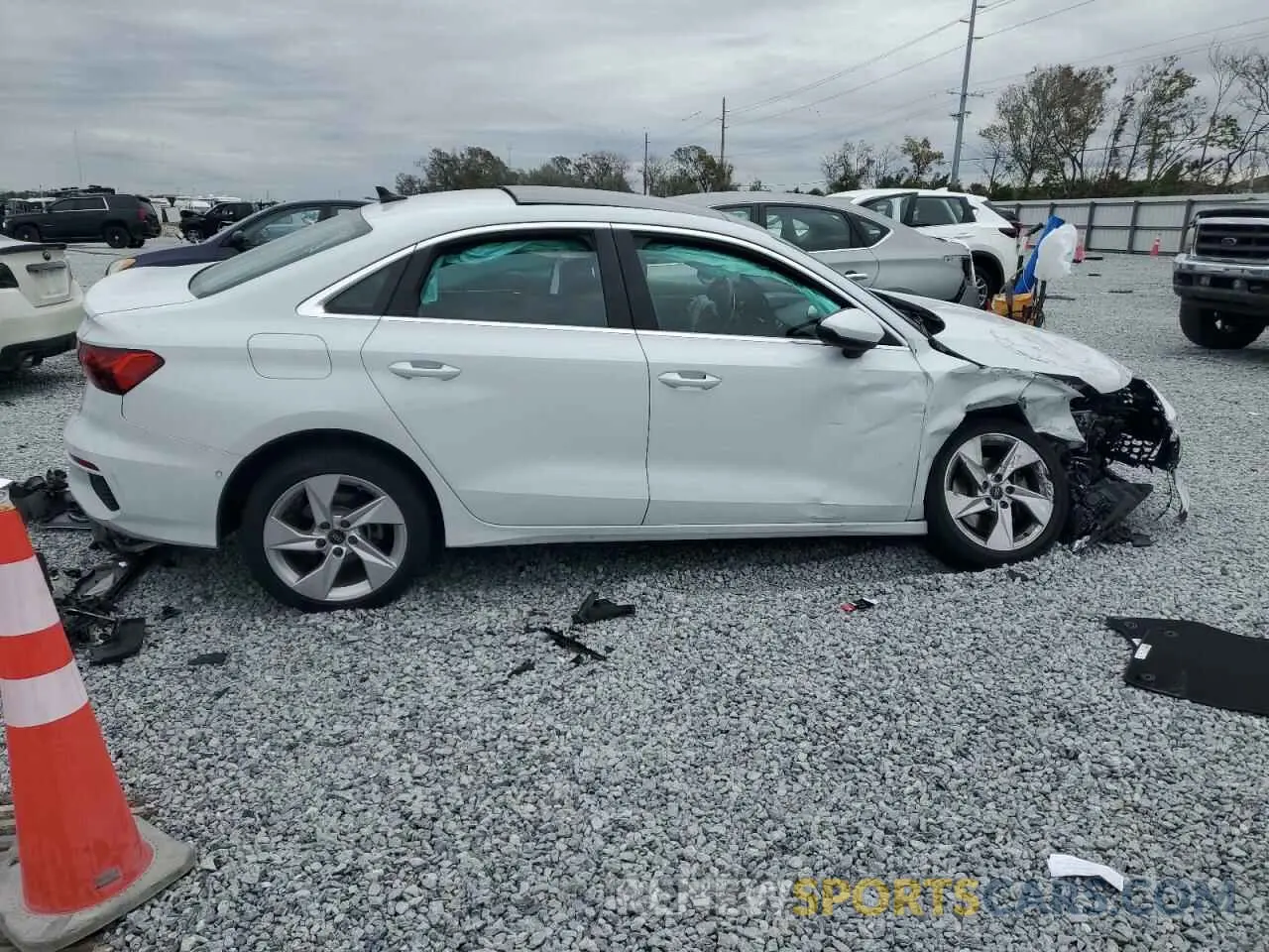 3 fotografías del automóvil dañado WAUAUDGY2PA085243 AUDI A3 2023