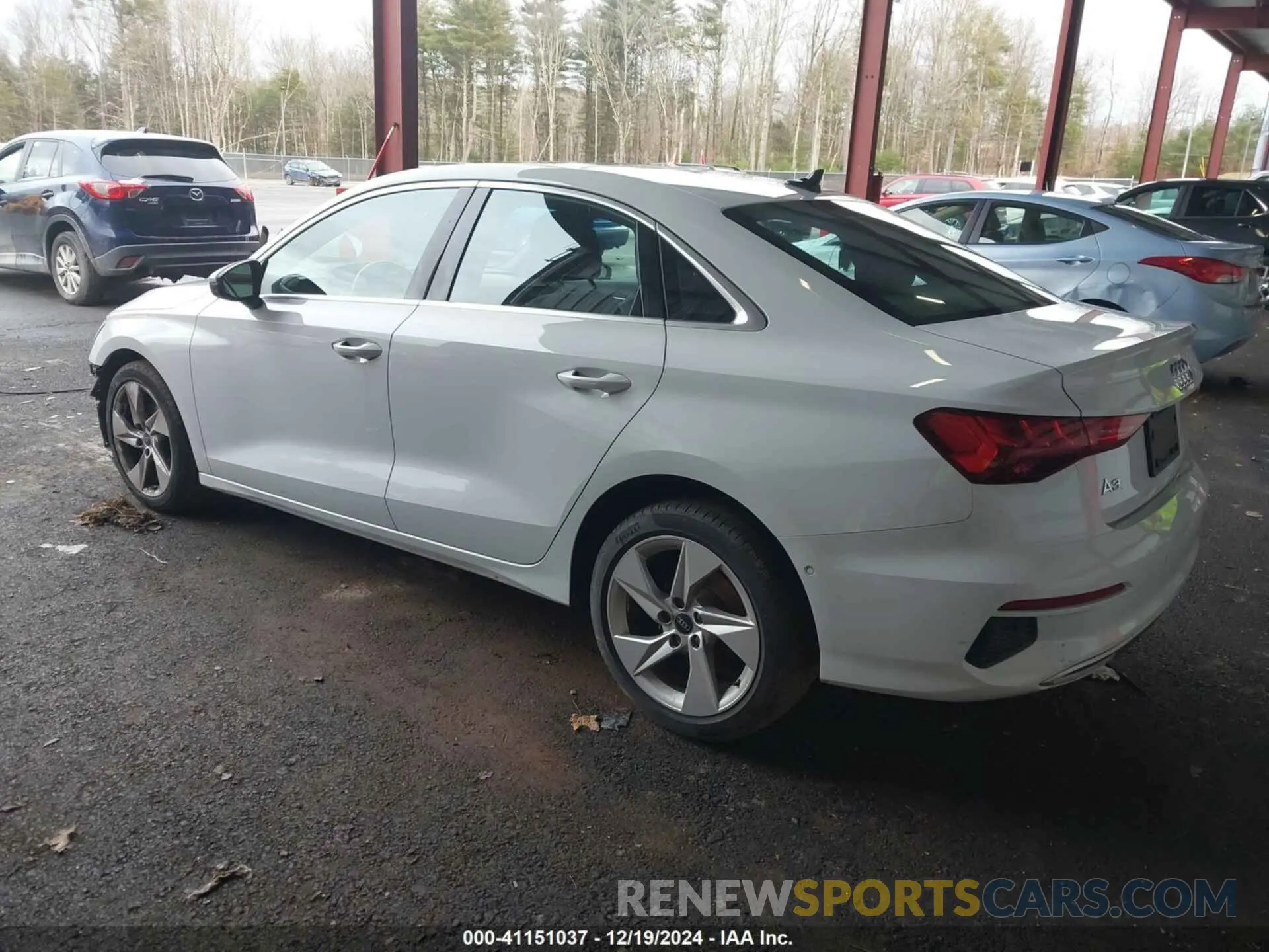 3 fotografías del automóvil dañado WAUAUDGY4PA039929 AUDI A3 2023