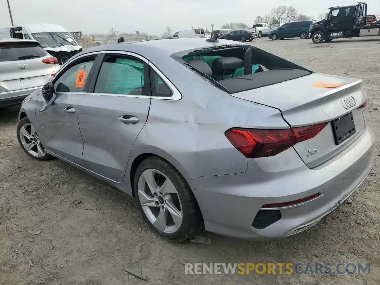 2 fotografías del automóvil dañado WAUAUDGY7PA110492 AUDI A3 2023