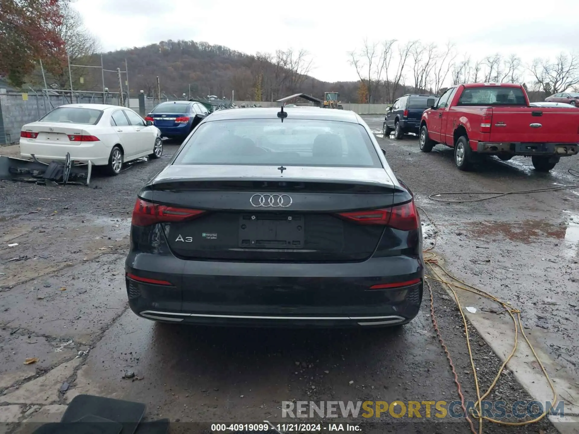 17 fotografías del automóvil dañado WAUAUDGYXPA118814 AUDI A3 2023