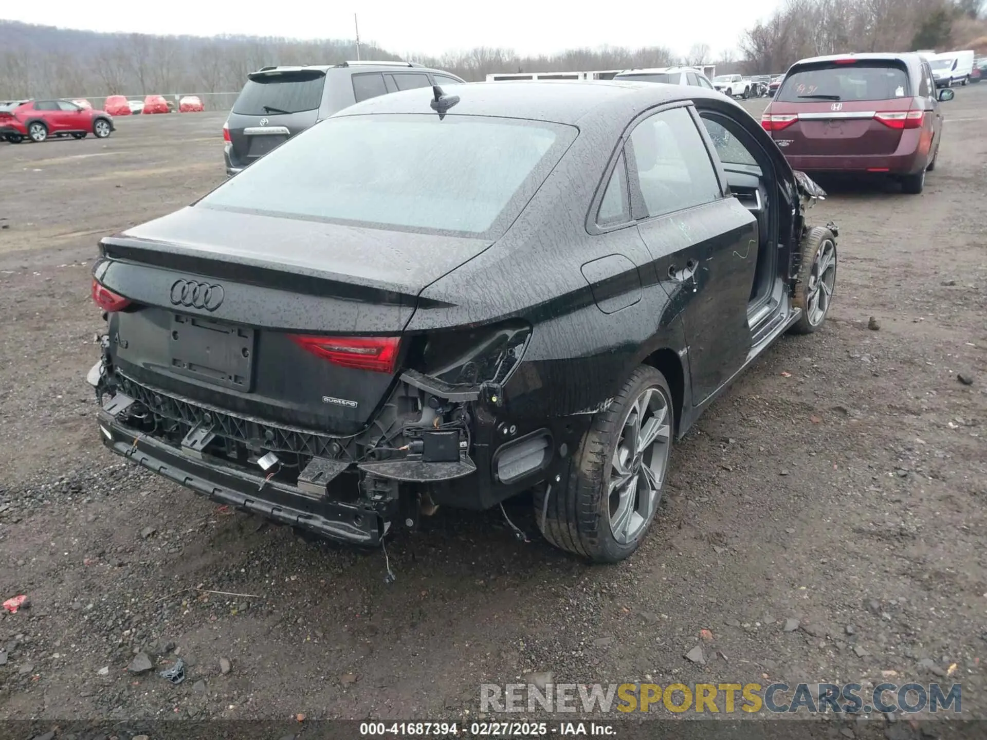 4 fotografías del automóvil dañado WAUGUDGY1PA104004 AUDI A3 2023