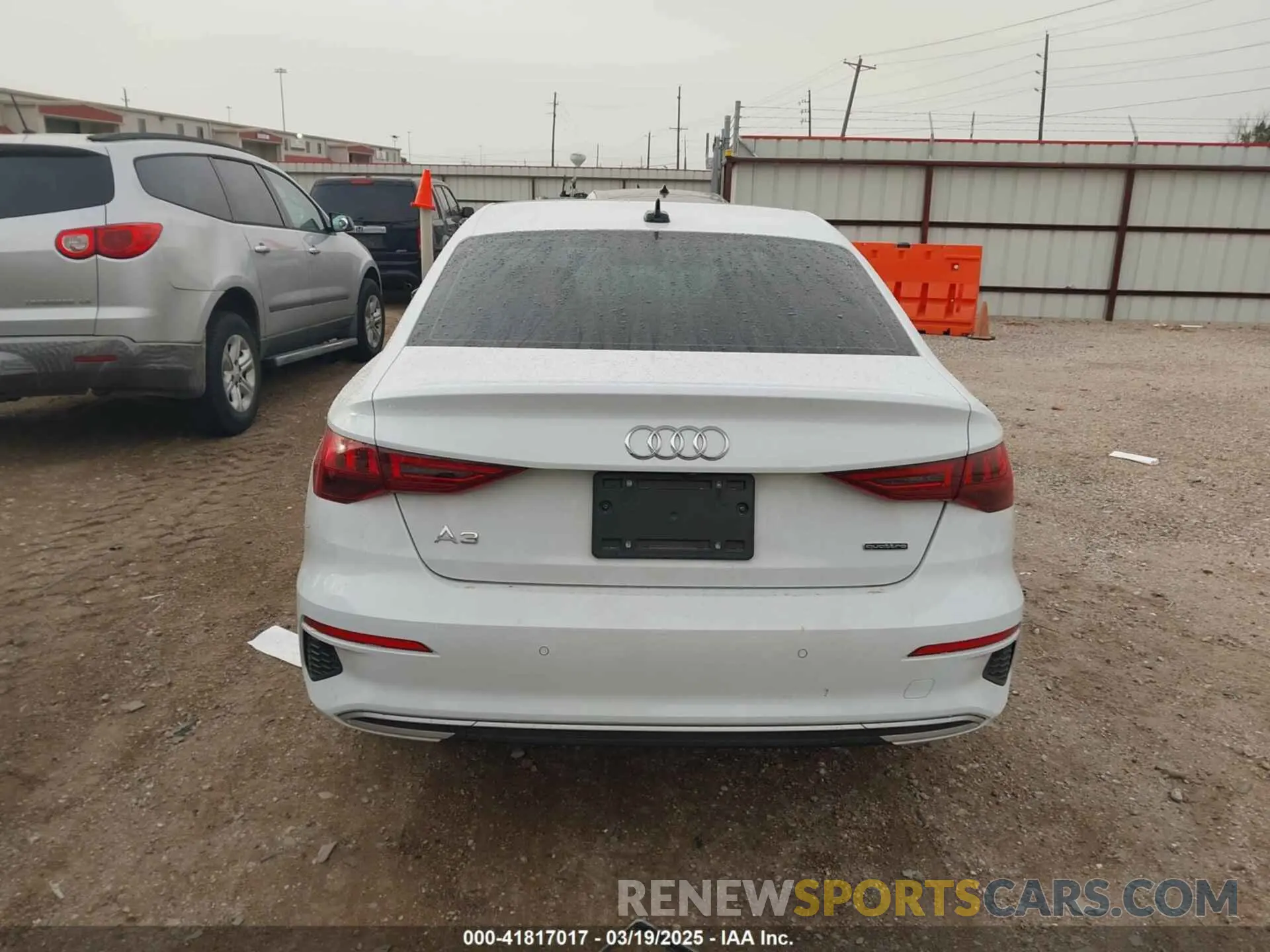 16 fotografías del automóvil dañado WAUGUDGY4PA133447 AUDI A3 2023