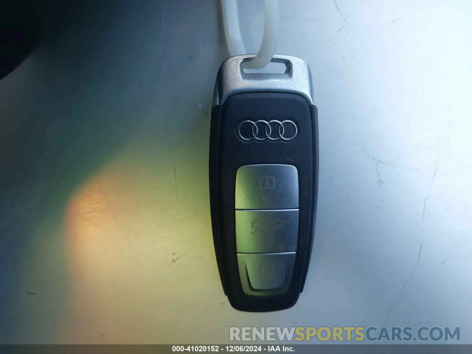 11 fotografías del automóvil dañado WAUHUDGY2PA145388 AUDI A3 2023