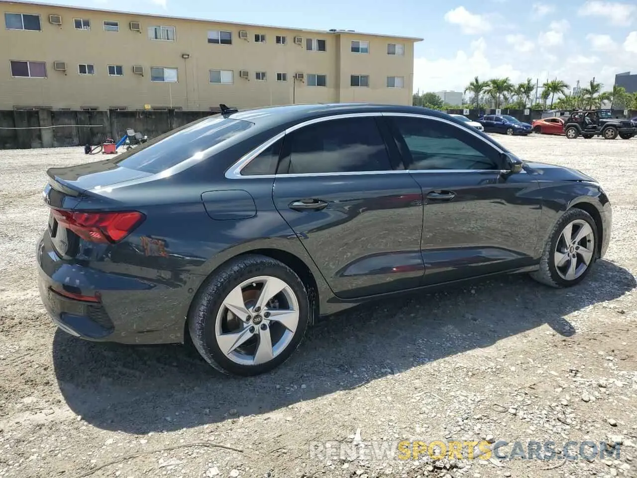 3 fotografías del automóvil dañado WAUHUDGY4PA074078 AUDI A3 2023
