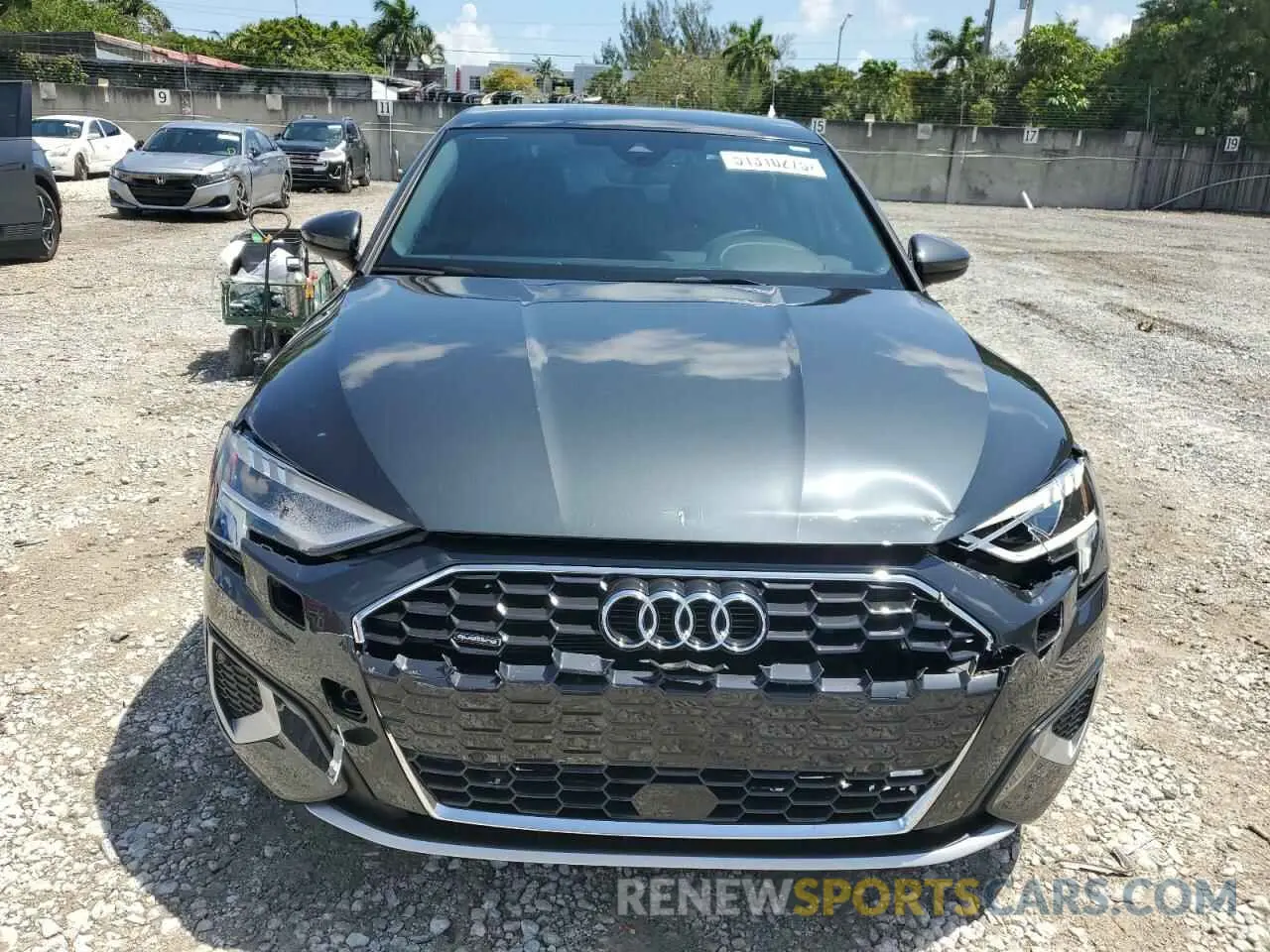 5 fotografías del automóvil dañado WAUHUDGY4PA074078 AUDI A3 2023