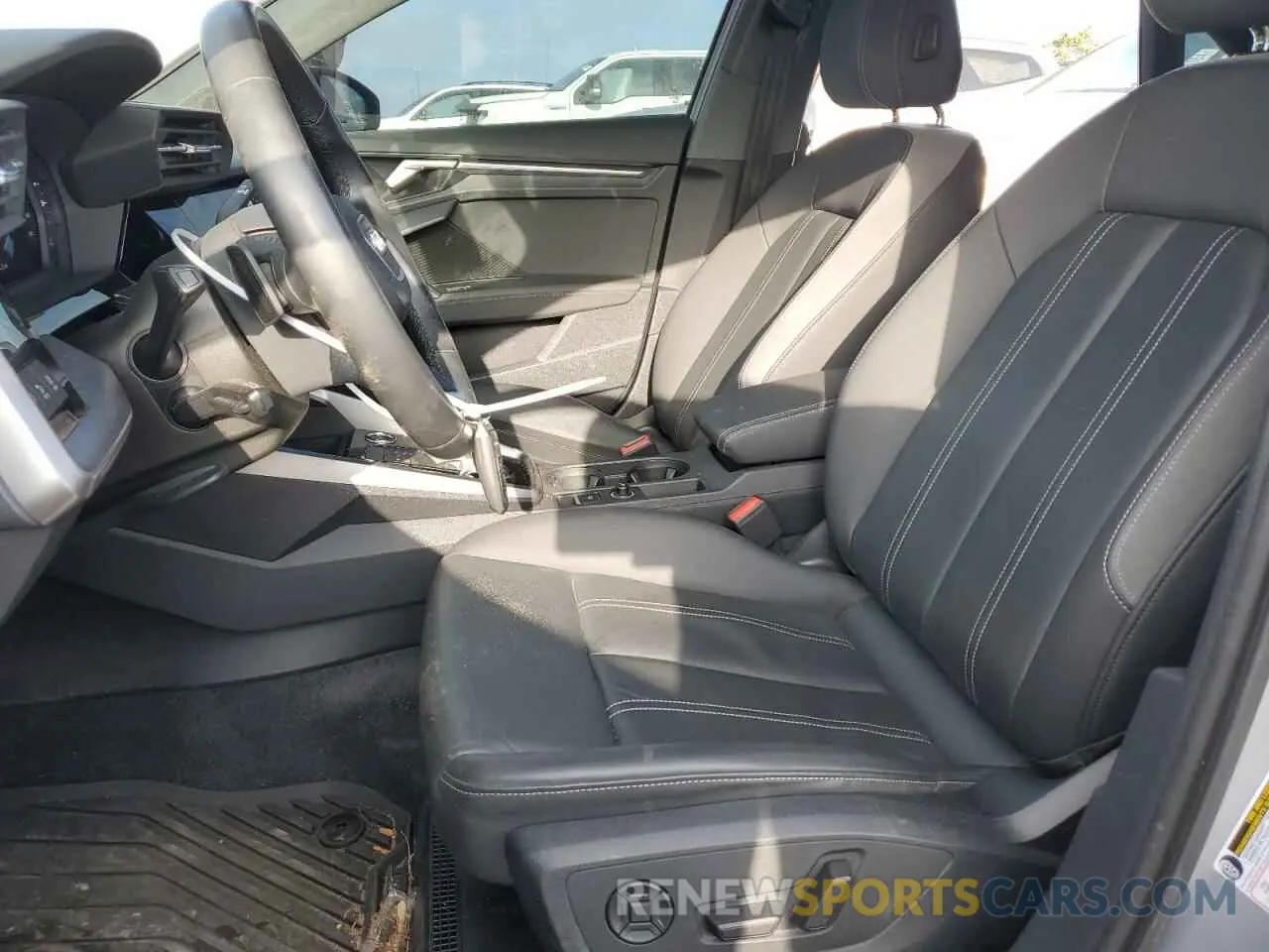 7 fotografías del automóvil dañado WAUHUDGY6PA078374 AUDI A3 2023