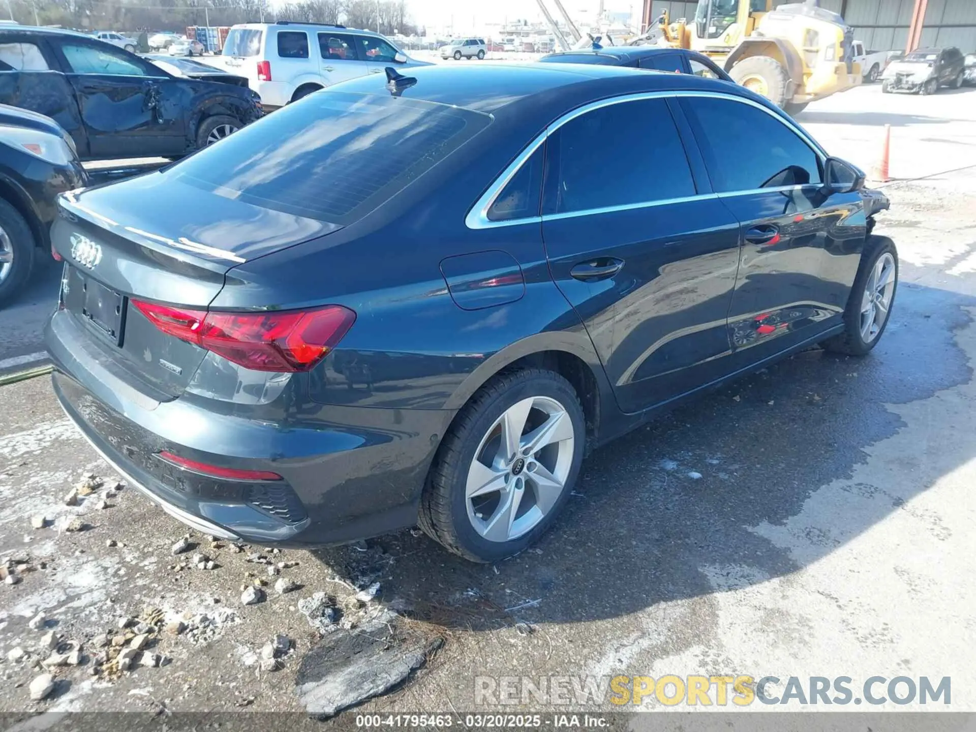 4 fotografías del automóvil dañado WAUHUDGY7PA020774 AUDI A3 2023