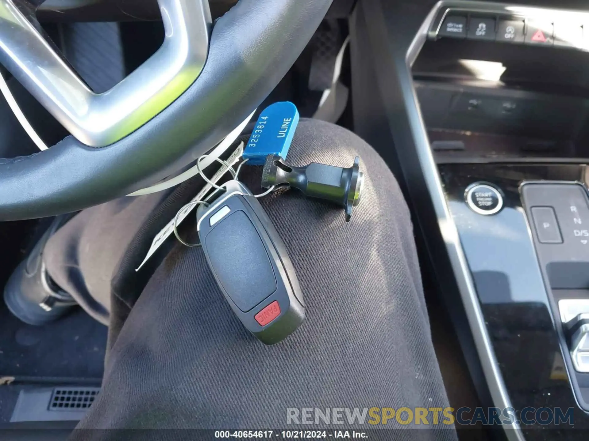 11 fotografías del automóvil dañado WAUHUDGY7PA106232 AUDI A3 2023