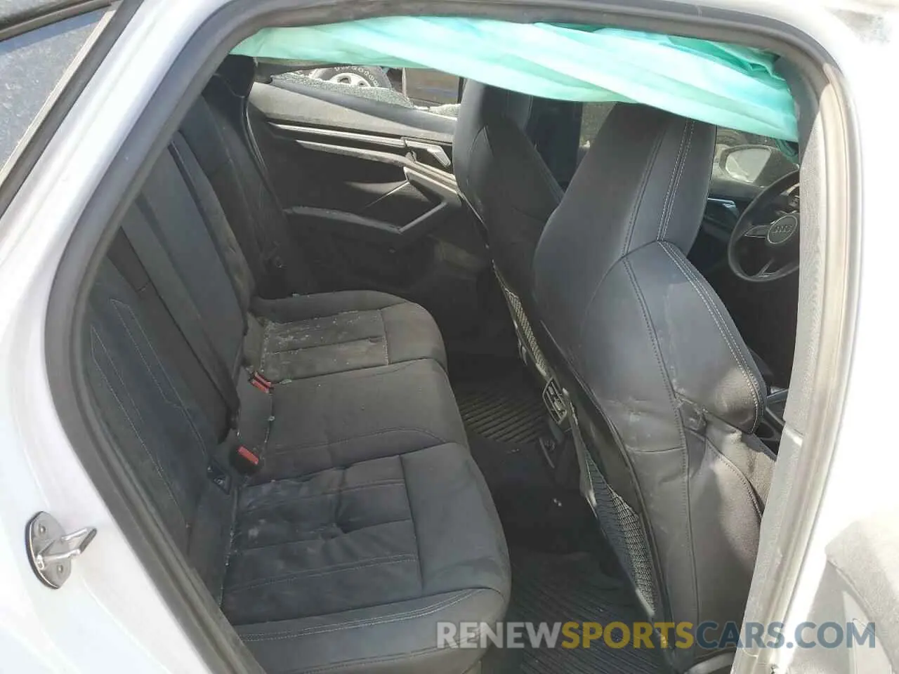 10 fotografías del automóvil dañado WAULUCGY0PA097524 AUDI A3 2023