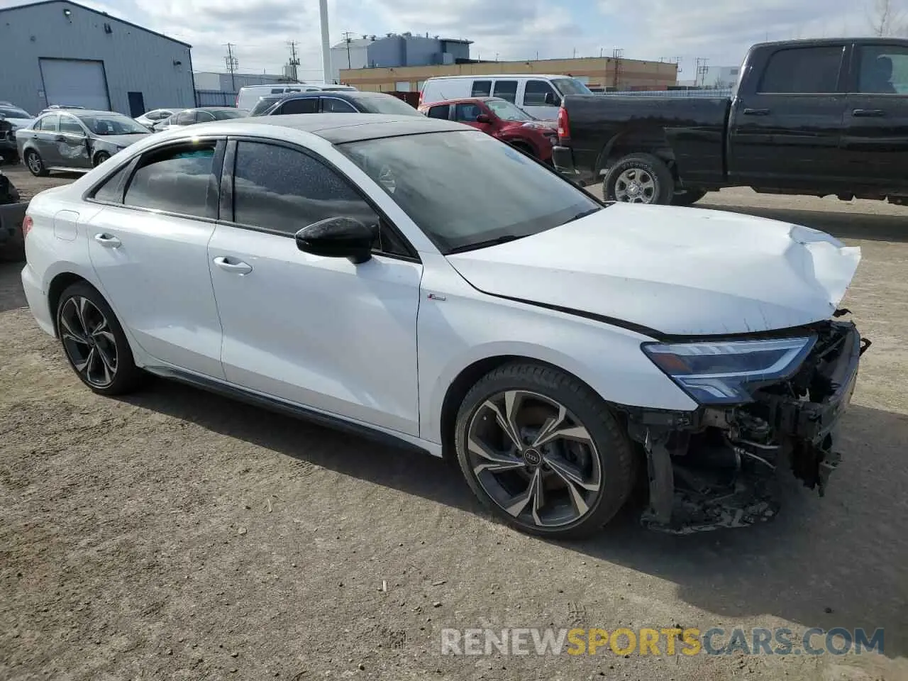 4 fotografías del automóvil dañado WAULUCGY0PA097524 AUDI A3 2023