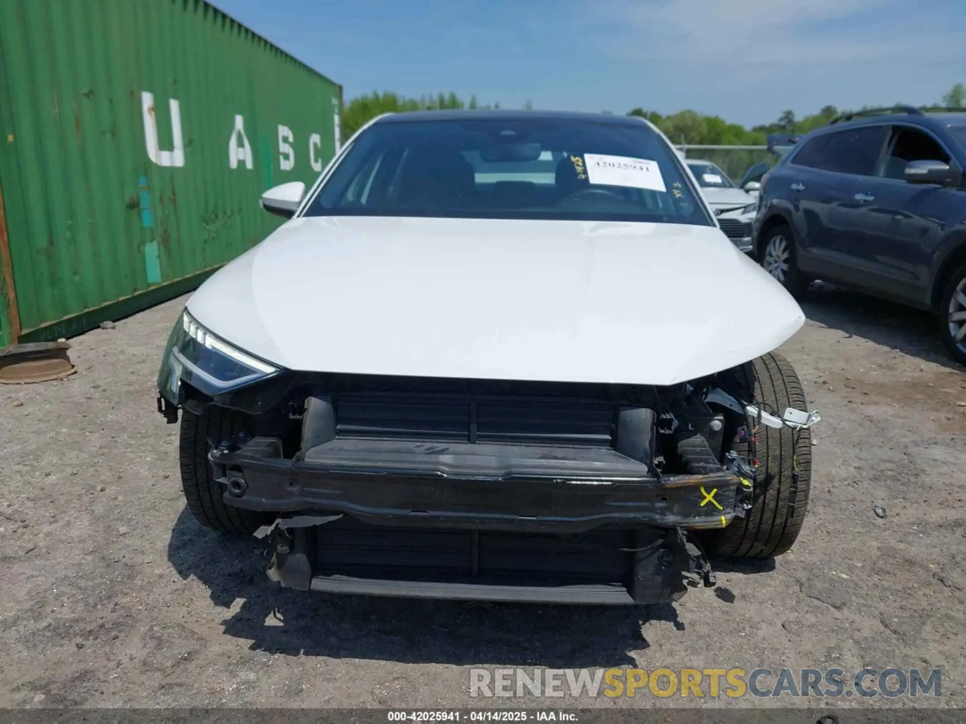 13 fotografías del automóvil dañado WAUAUDGY4RA011115 AUDI A3 2024