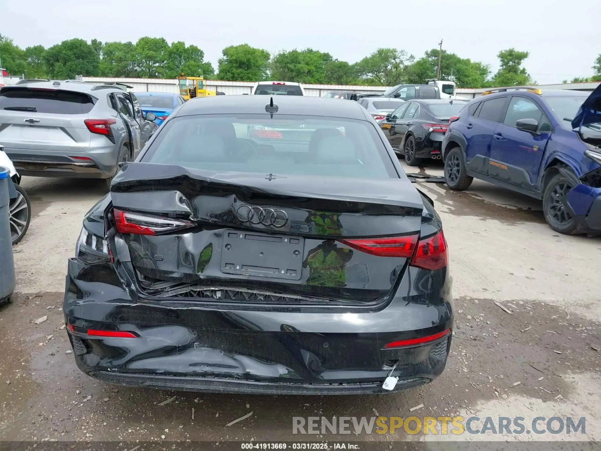 17 fotografías del automóvil dañado WAUAUDGY4RA137345 AUDI A3 2024