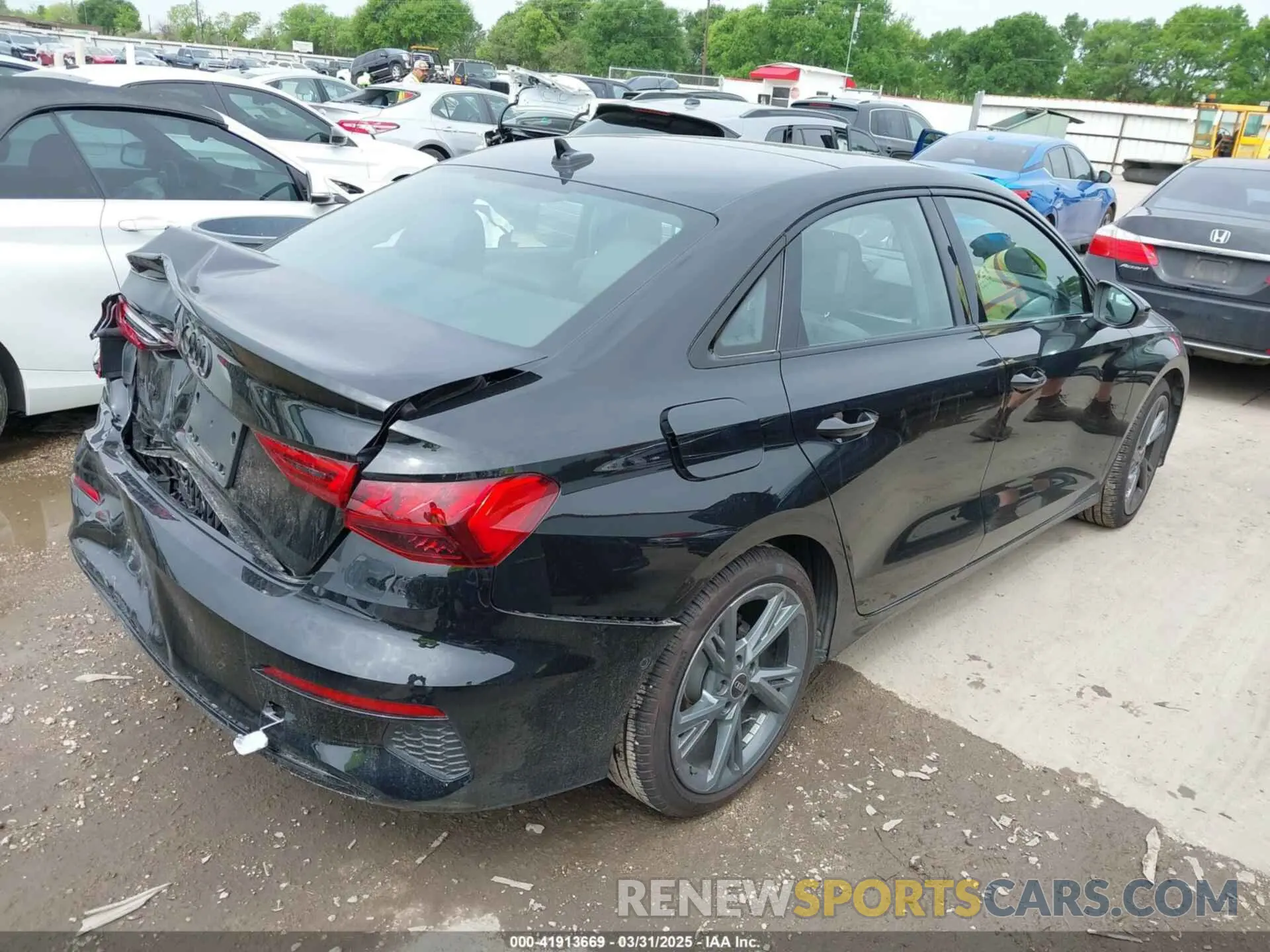 4 fotografías del automóvil dañado WAUAUDGY4RA137345 AUDI A3 2024