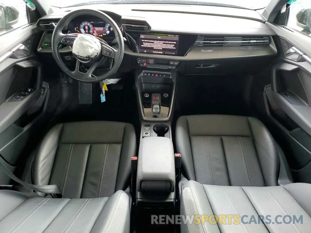 8 fotografías del automóvil dañado WAUAUDGY7RA039135 AUDI A3 2024