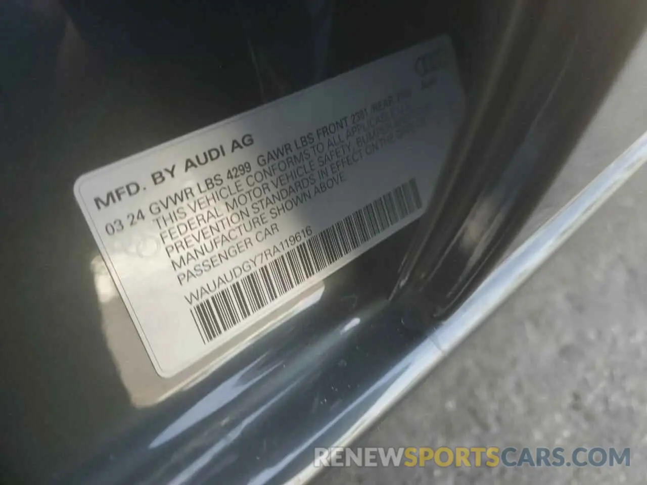 13 fotografías del automóvil dañado WAUAUDGY7RA119616 AUDI A3 2024
