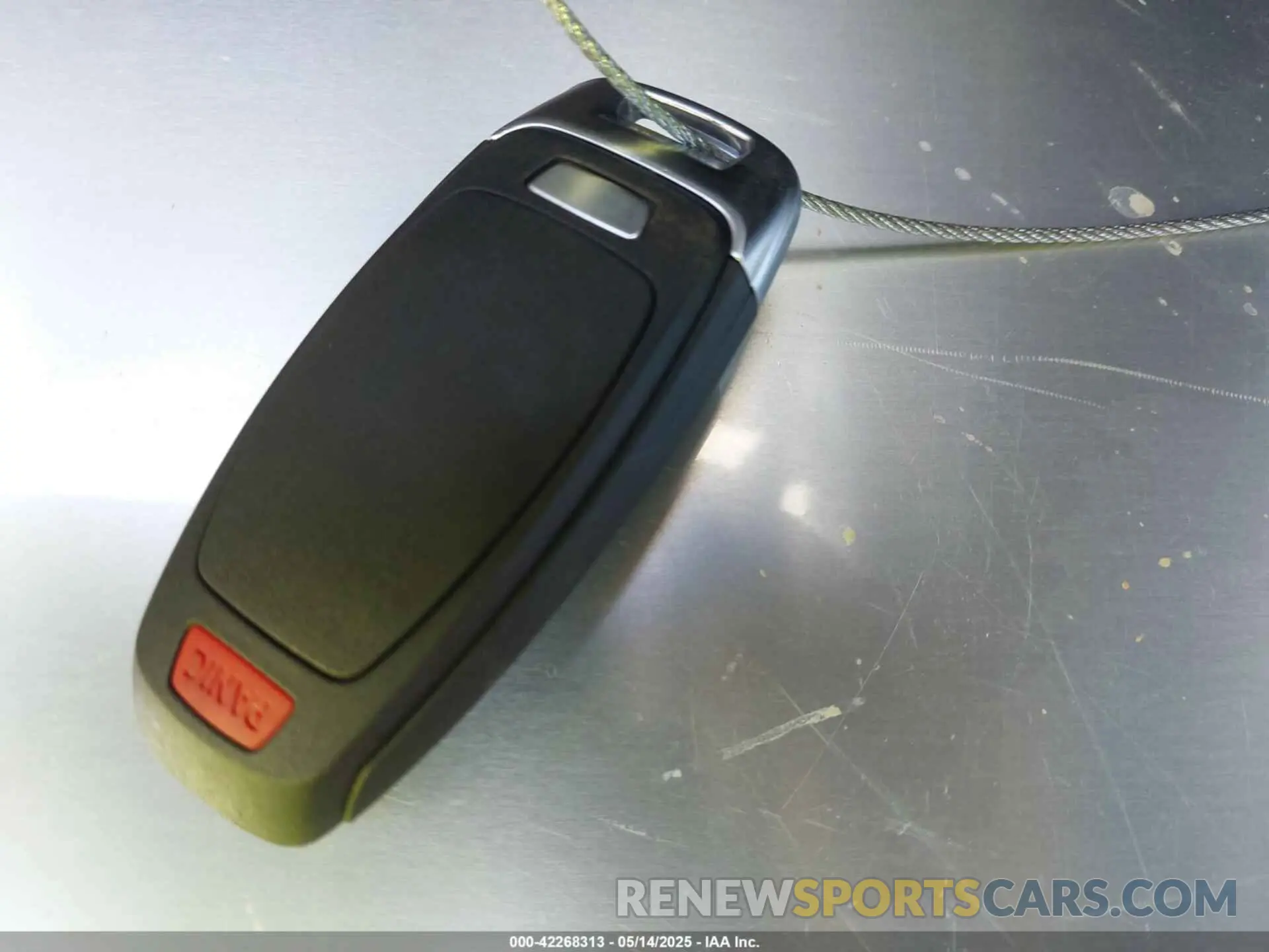 11 fotografías del automóvil dañado WAUGUDGY1RA066860 AUDI A3 2024