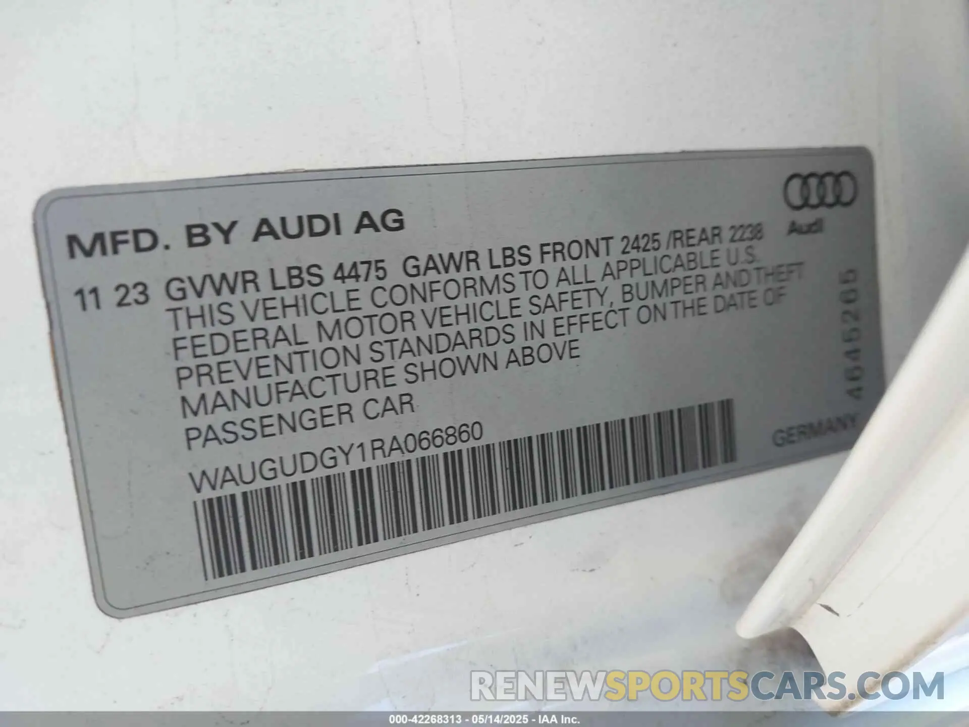 9 fotografías del automóvil dañado WAUGUDGY1RA066860 AUDI A3 2024