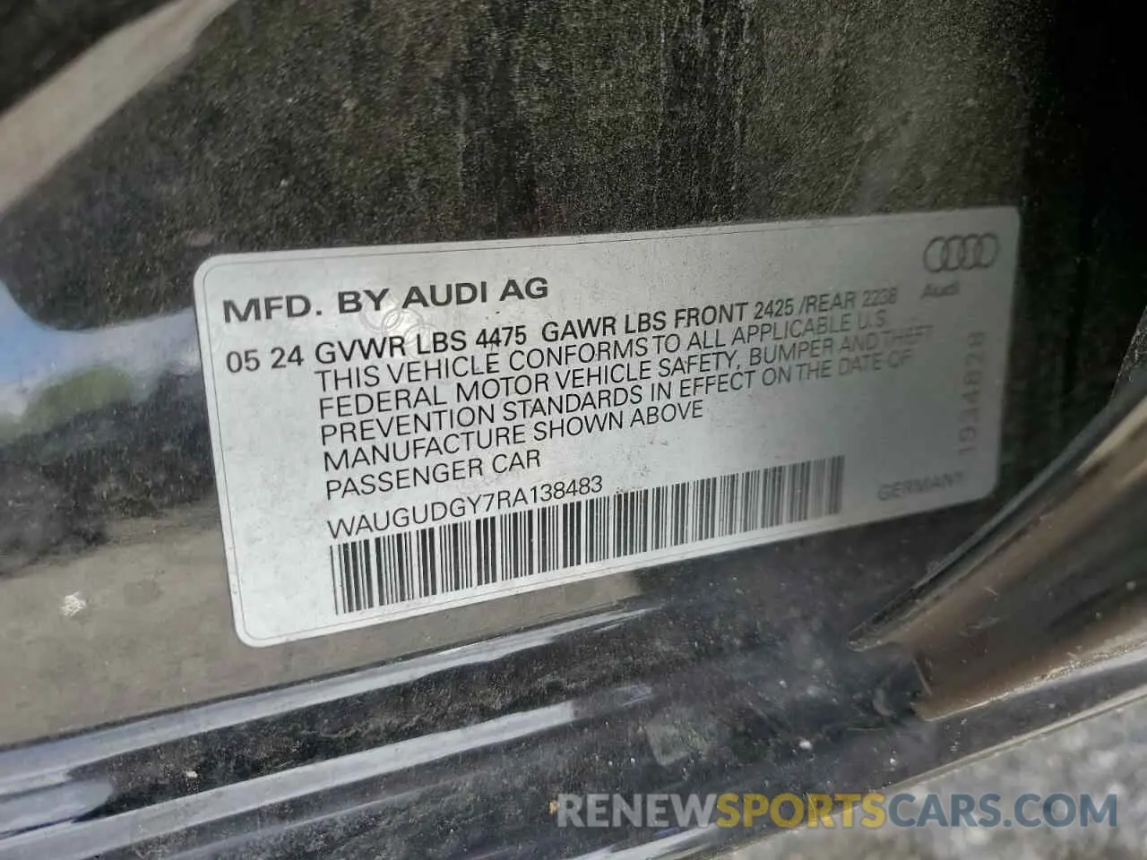 14 fotografías del automóvil dañado WAUGUDGY7RA138483 AUDI A3 2024